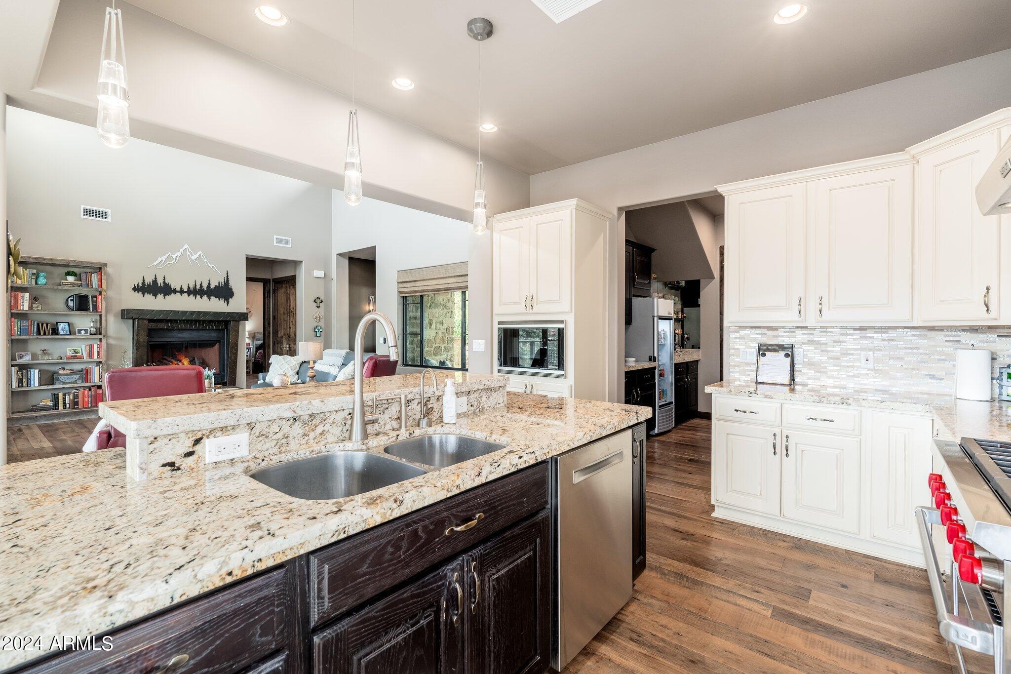 RIM GOLF CLUB PHASE 2 - Residential