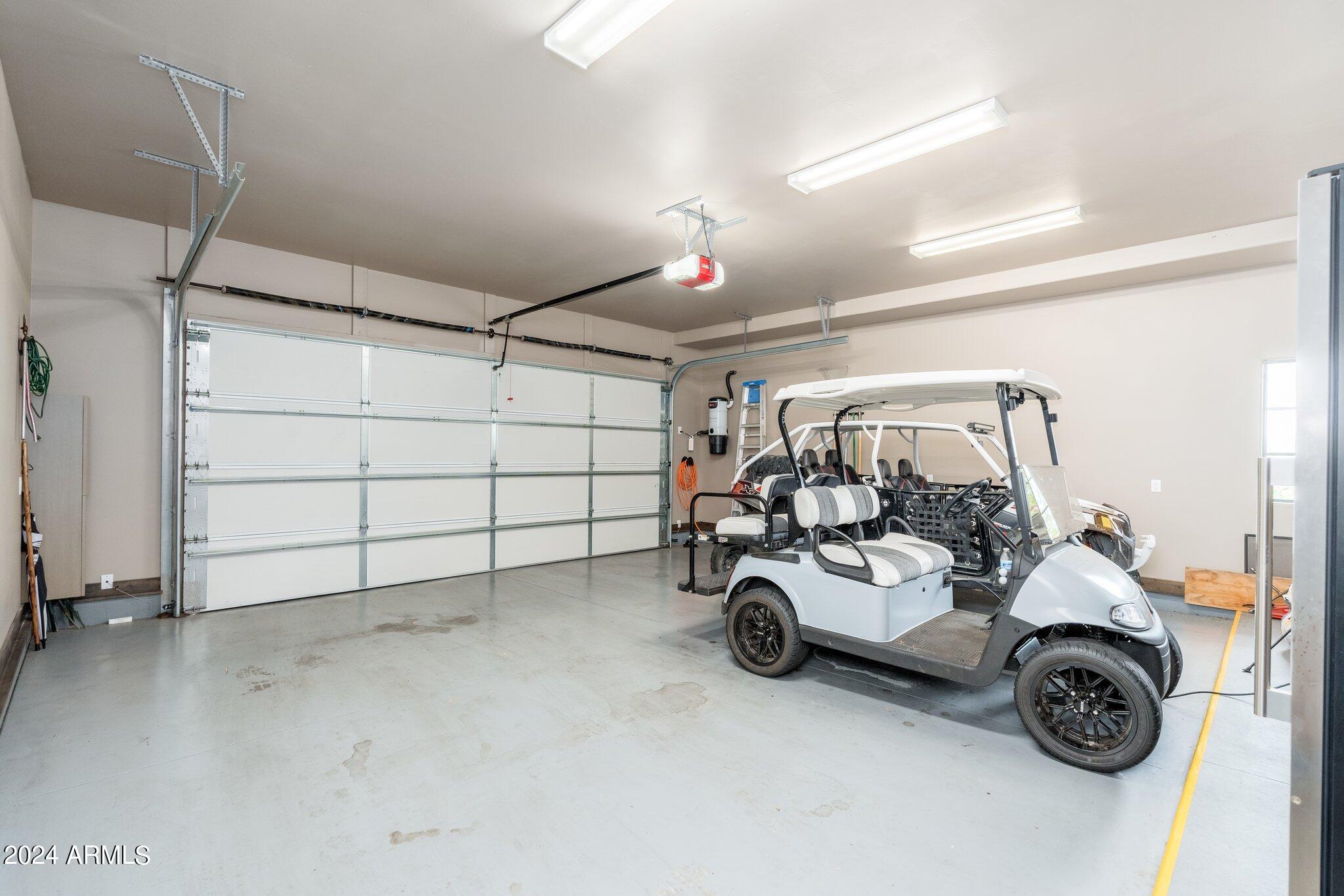 RIM GOLF CLUB PHASE 2 - Residential
