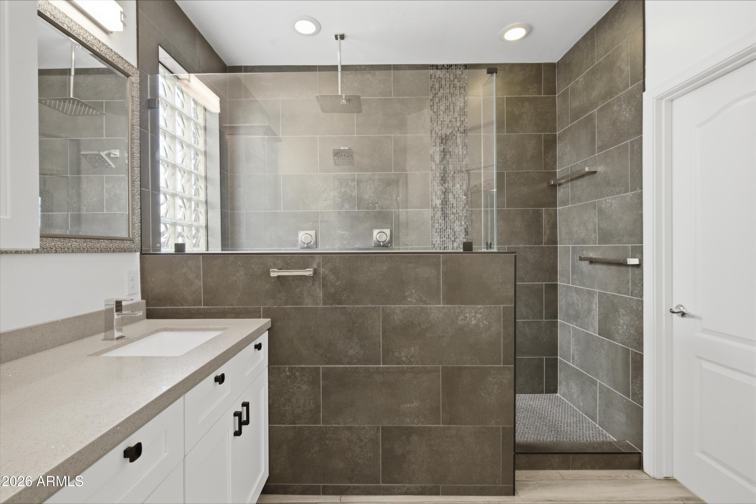 STONEFIELD - Residential