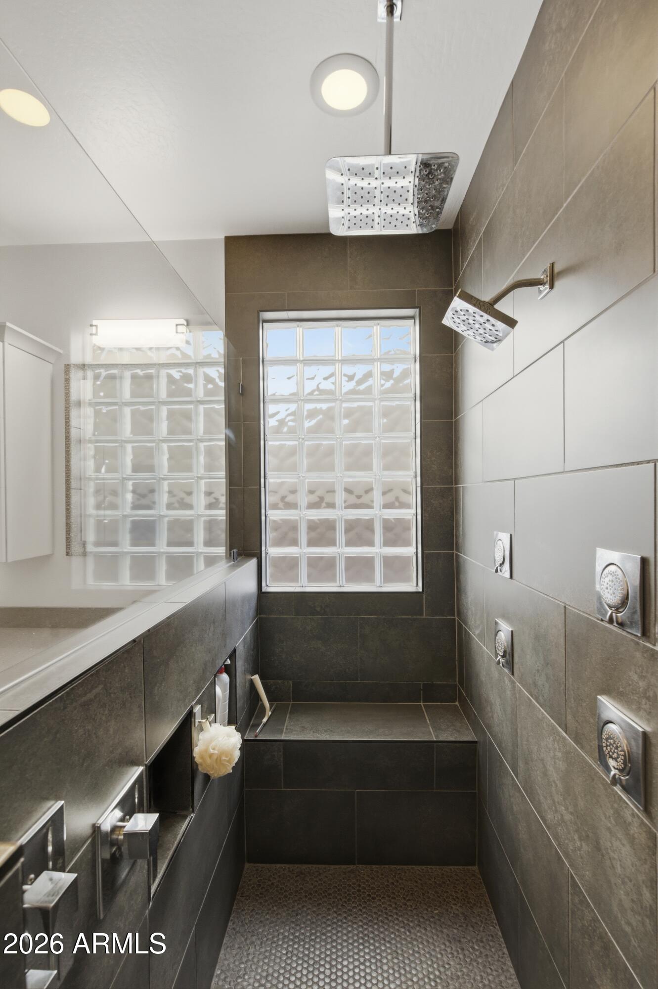 STONEFIELD - Residential