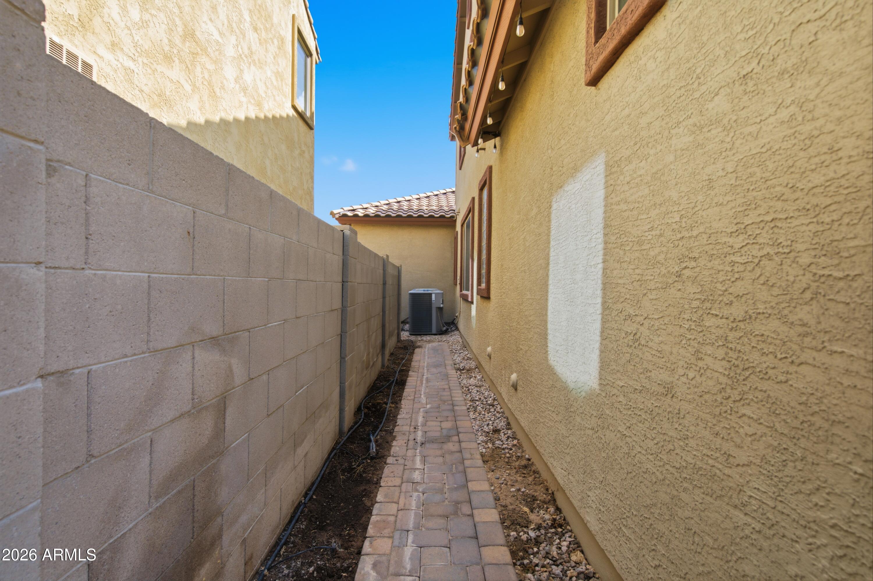 STONEFIELD - Residential