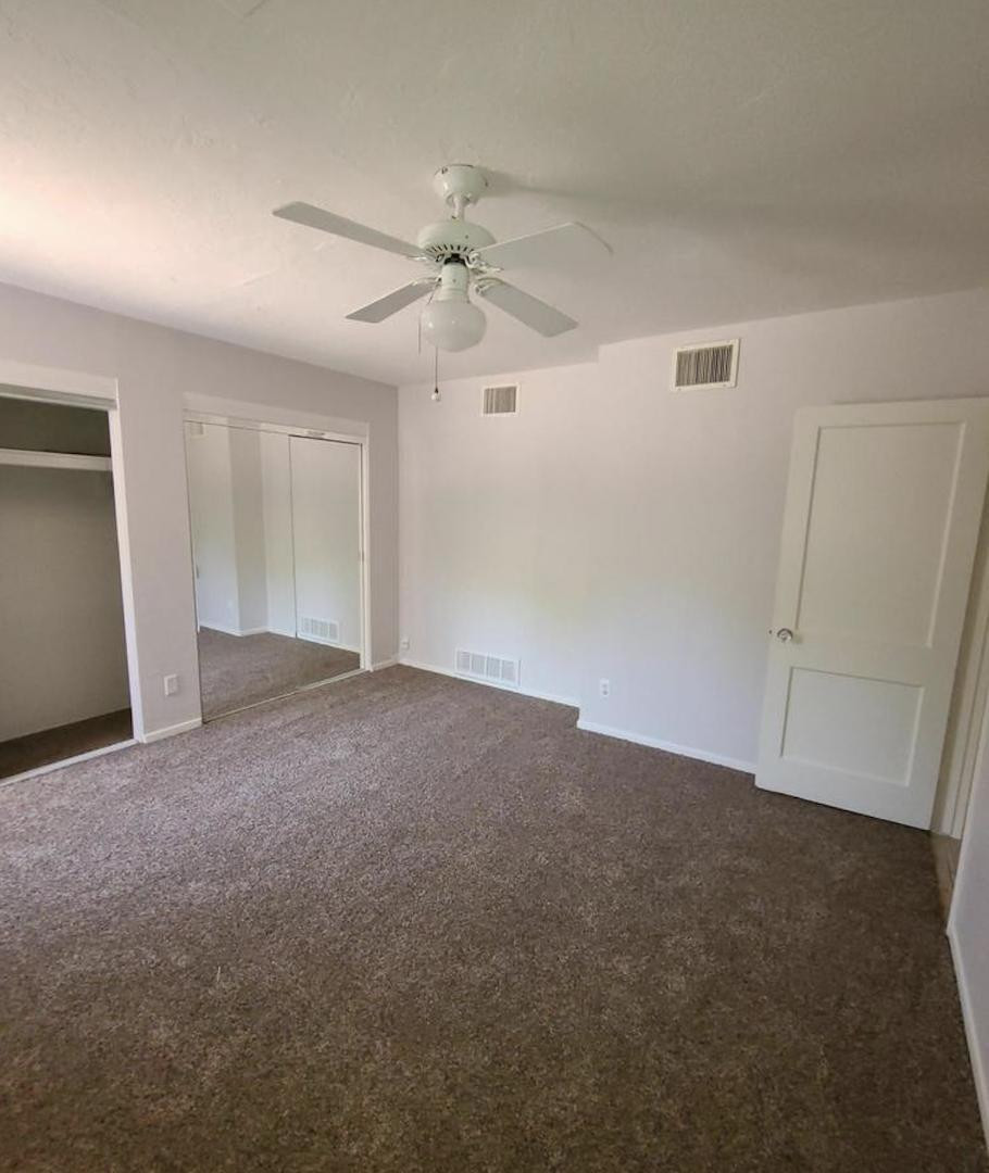 WOODLEA BLOCKS 1 2 7 THRU 10 - Residential Lease