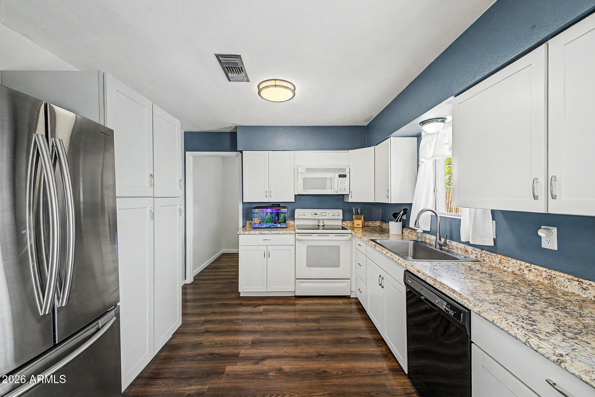 S12 T1N R8E - Residential