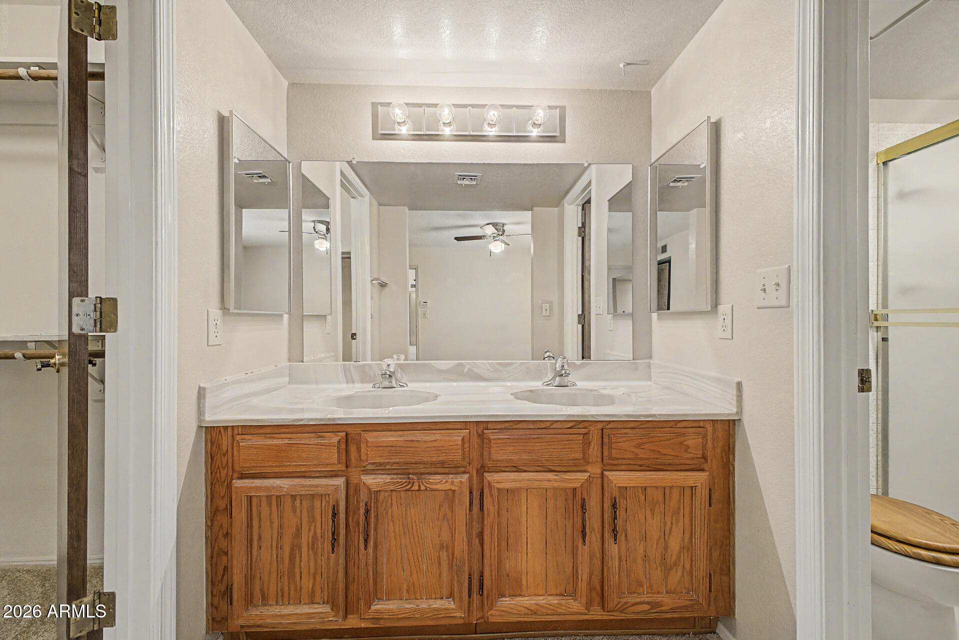 WESTCLIFF PARK UNIT 3 - Residential