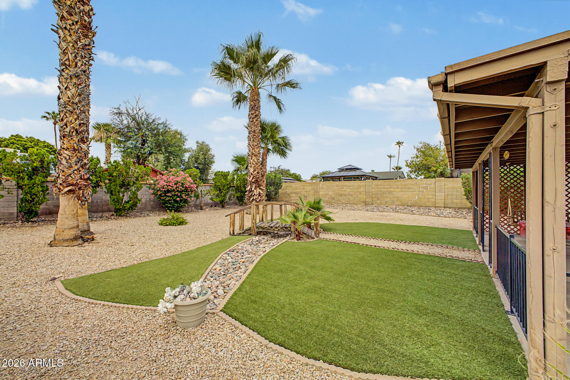 WESTCLIFF PARK UNIT 3 - Residential
