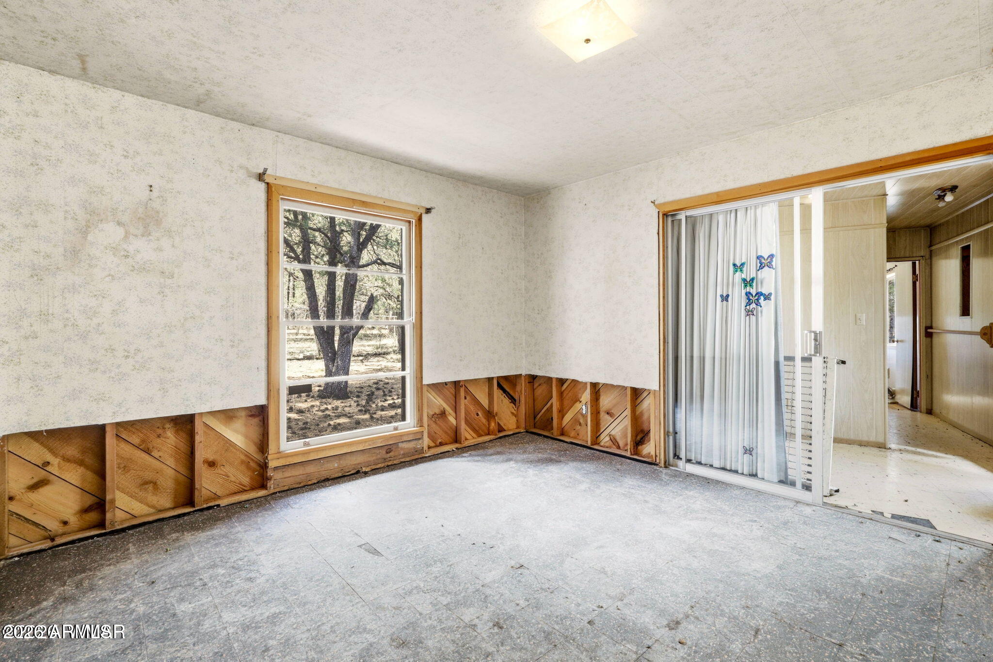 LAKE O'THE WOODS PARK - Residential