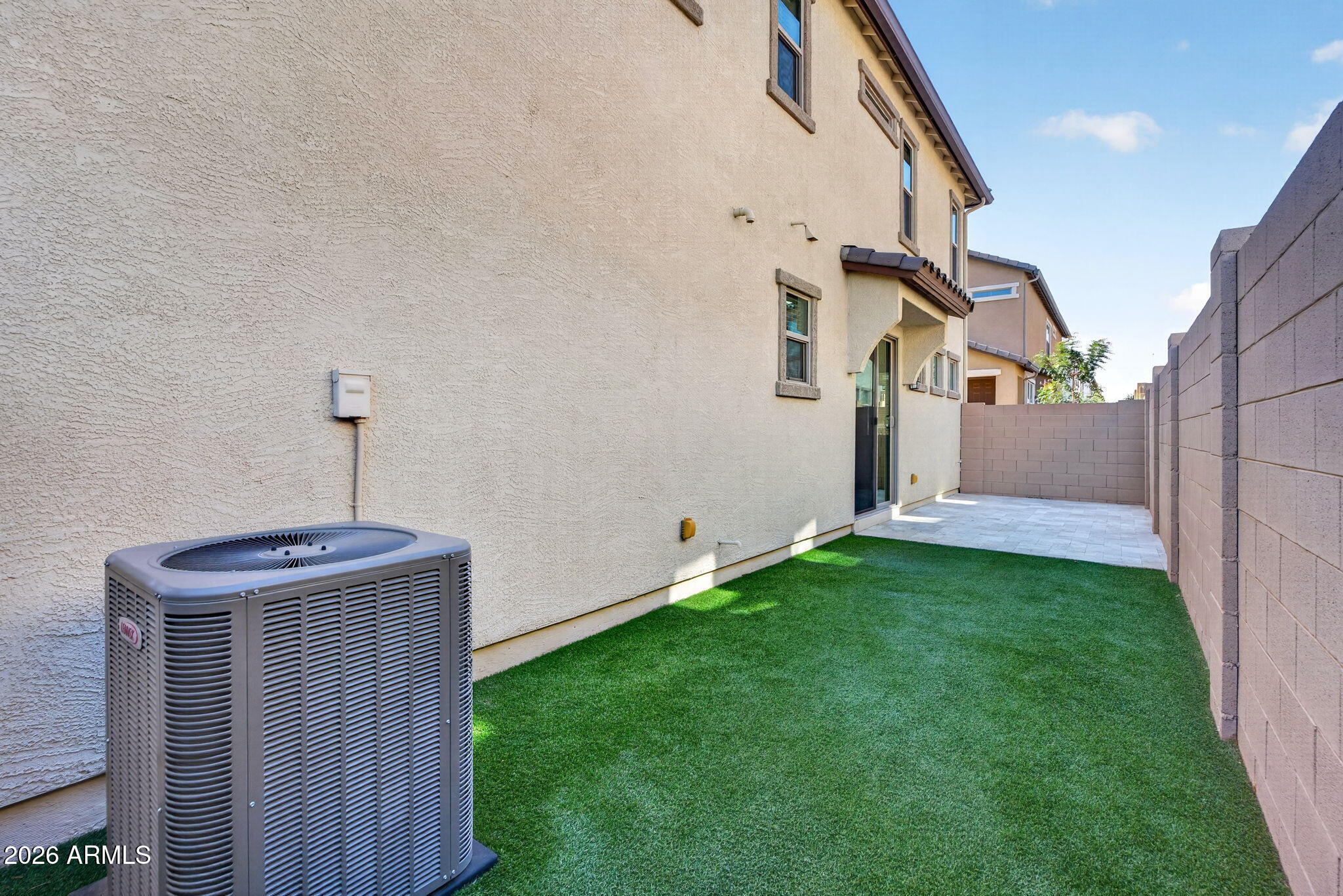 HERITAGE CROSSING - Residential