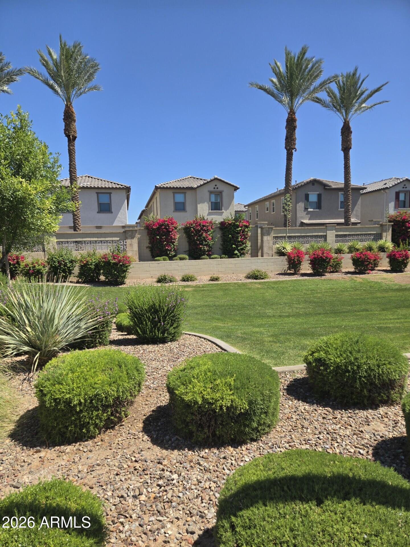 HERITAGE CROSSING - Residential