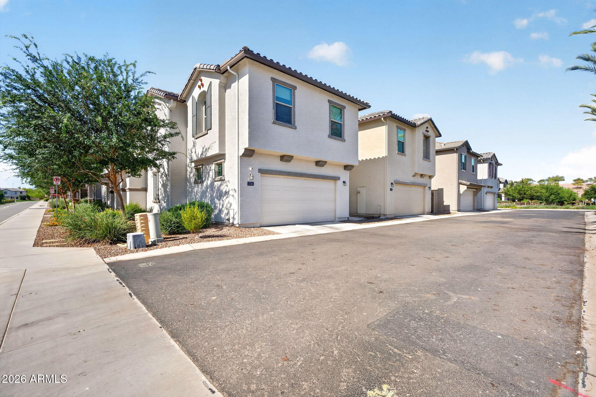 HERITAGE CROSSING - Residential