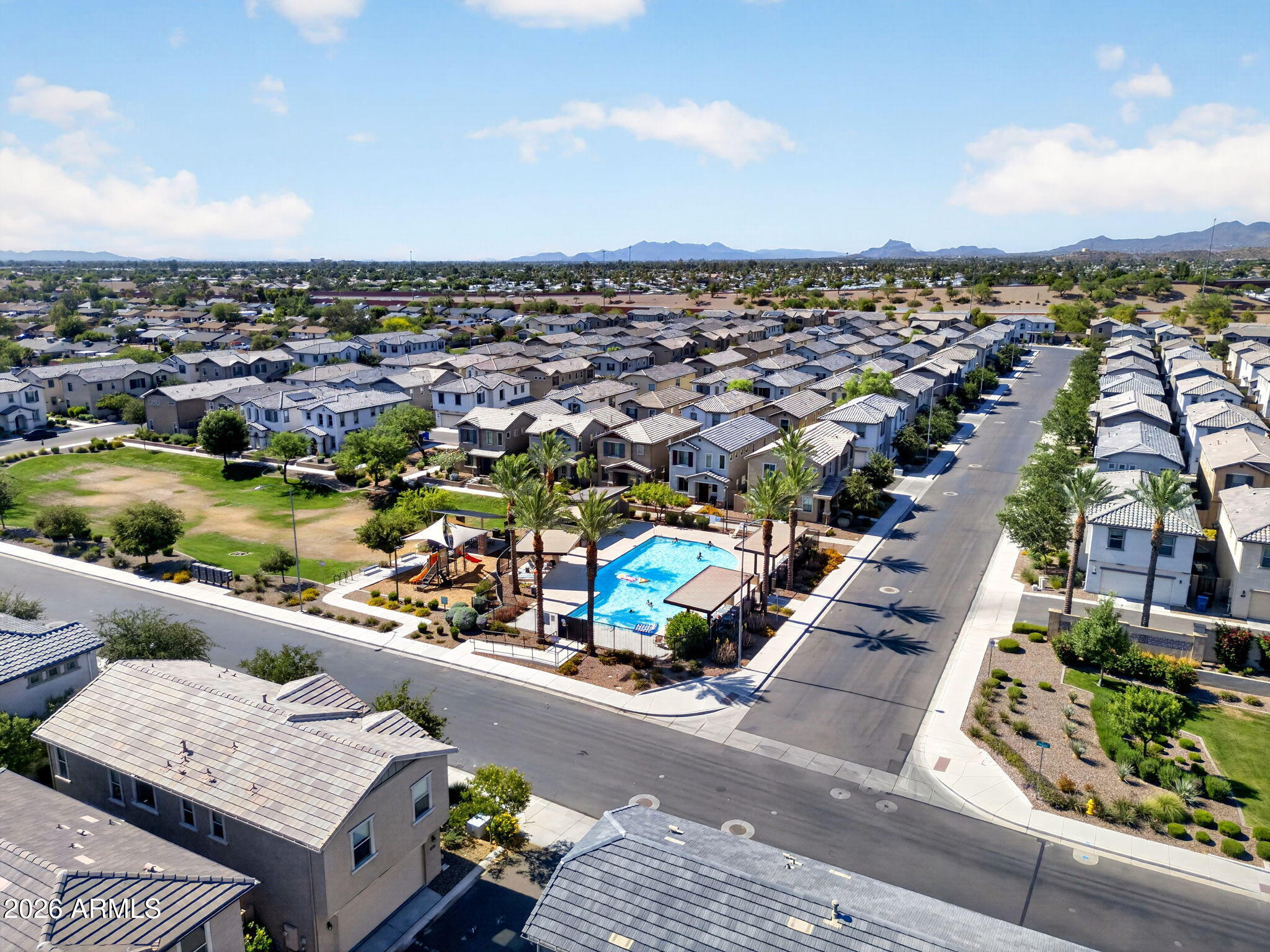 HERITAGE CROSSING - Residential