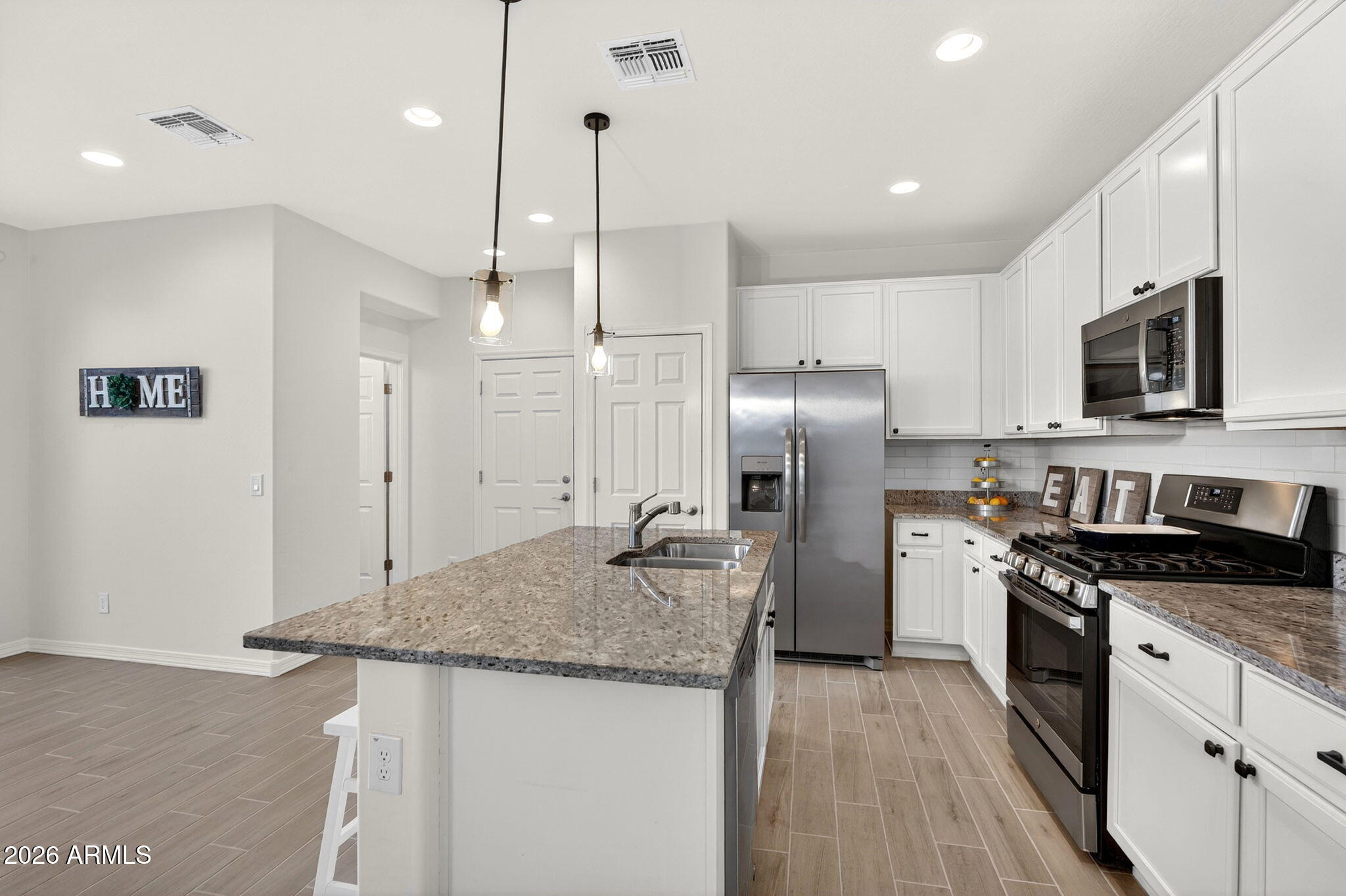 HERITAGE CROSSING - Residential