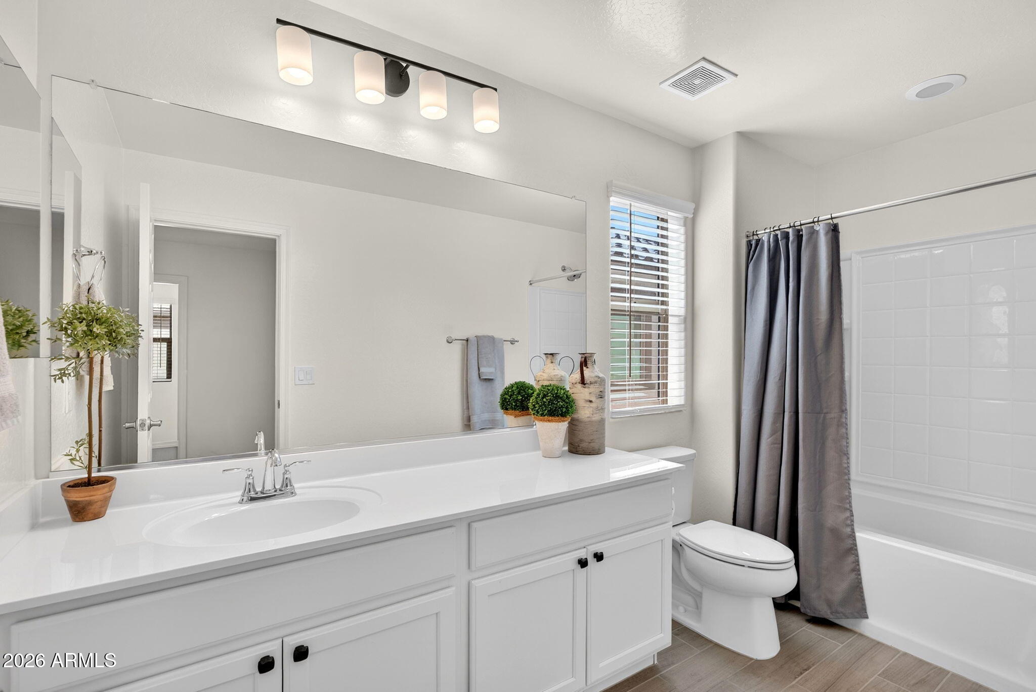 HERITAGE CROSSING - Residential