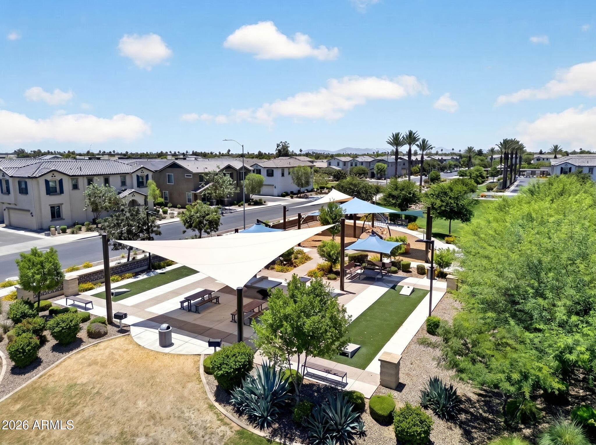 HERITAGE CROSSING - Residential