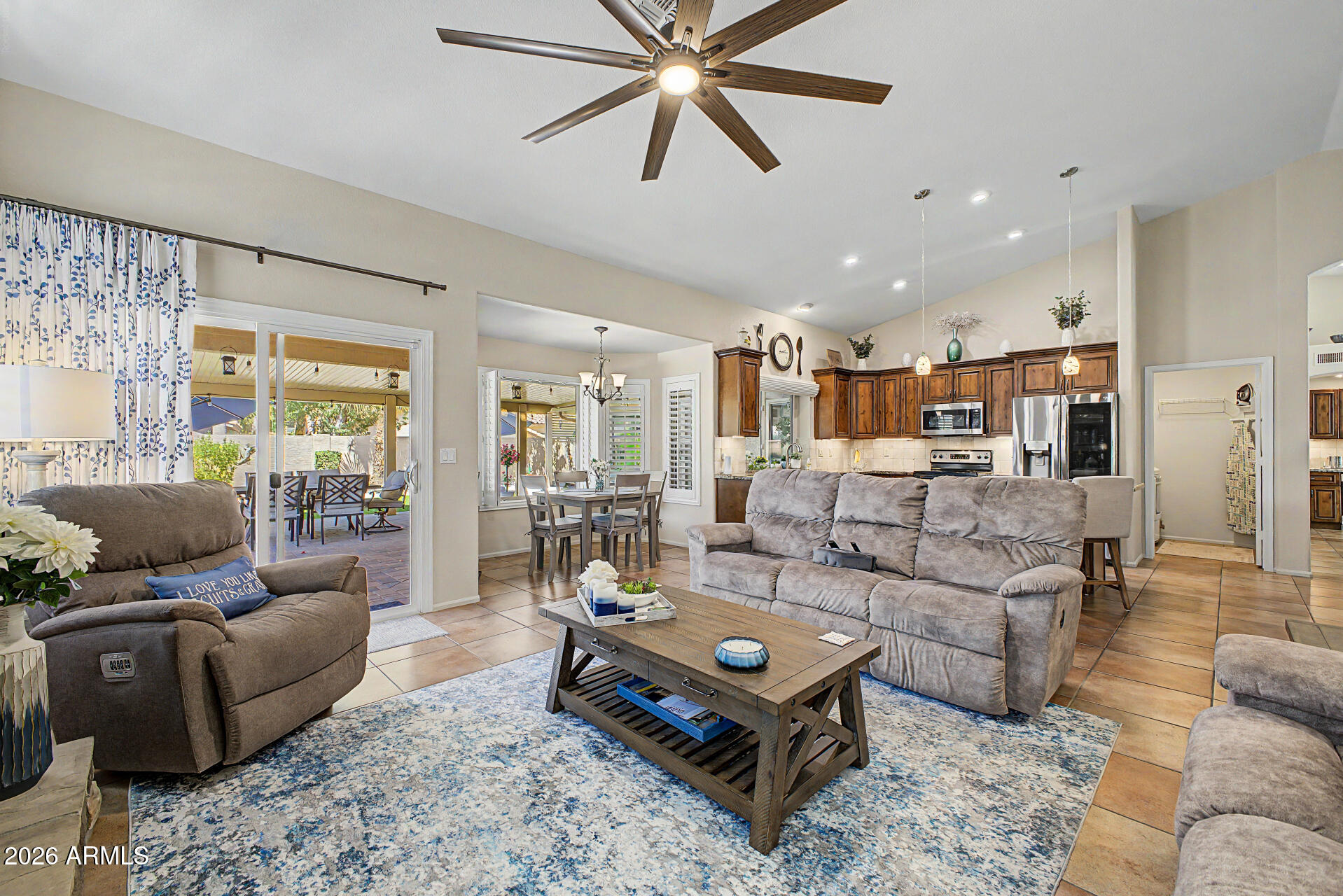 BAYVIEW 2 LOT 1-121 TR A B - Residential