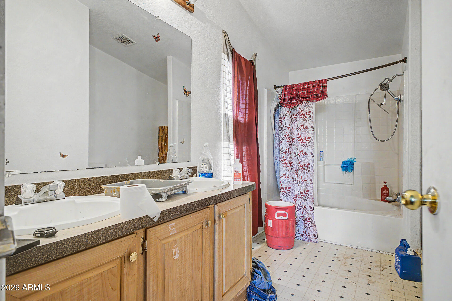 SUNLAND ESTATES UNIT I - Residential