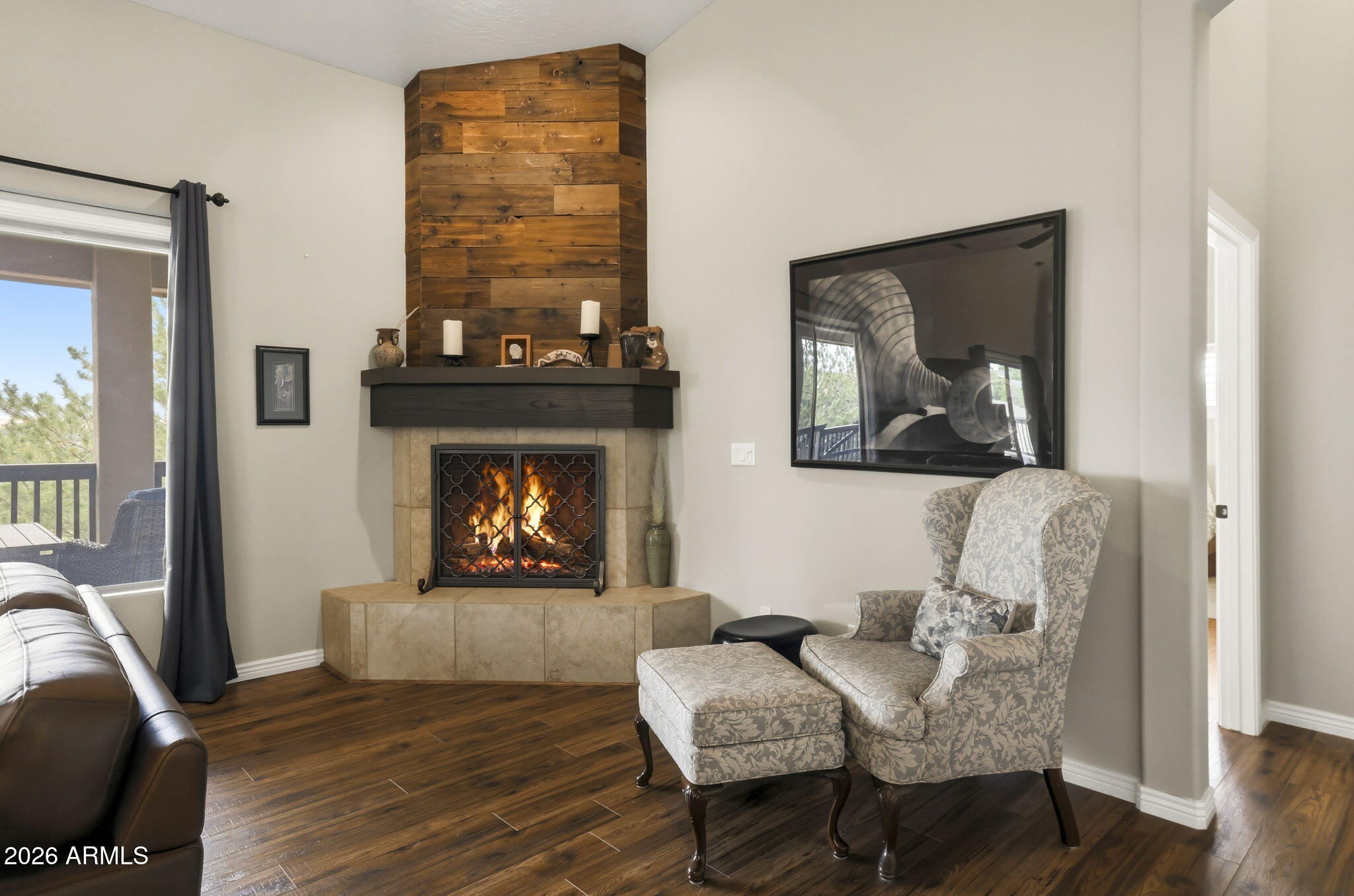 SUMMIT 2 - Residential
