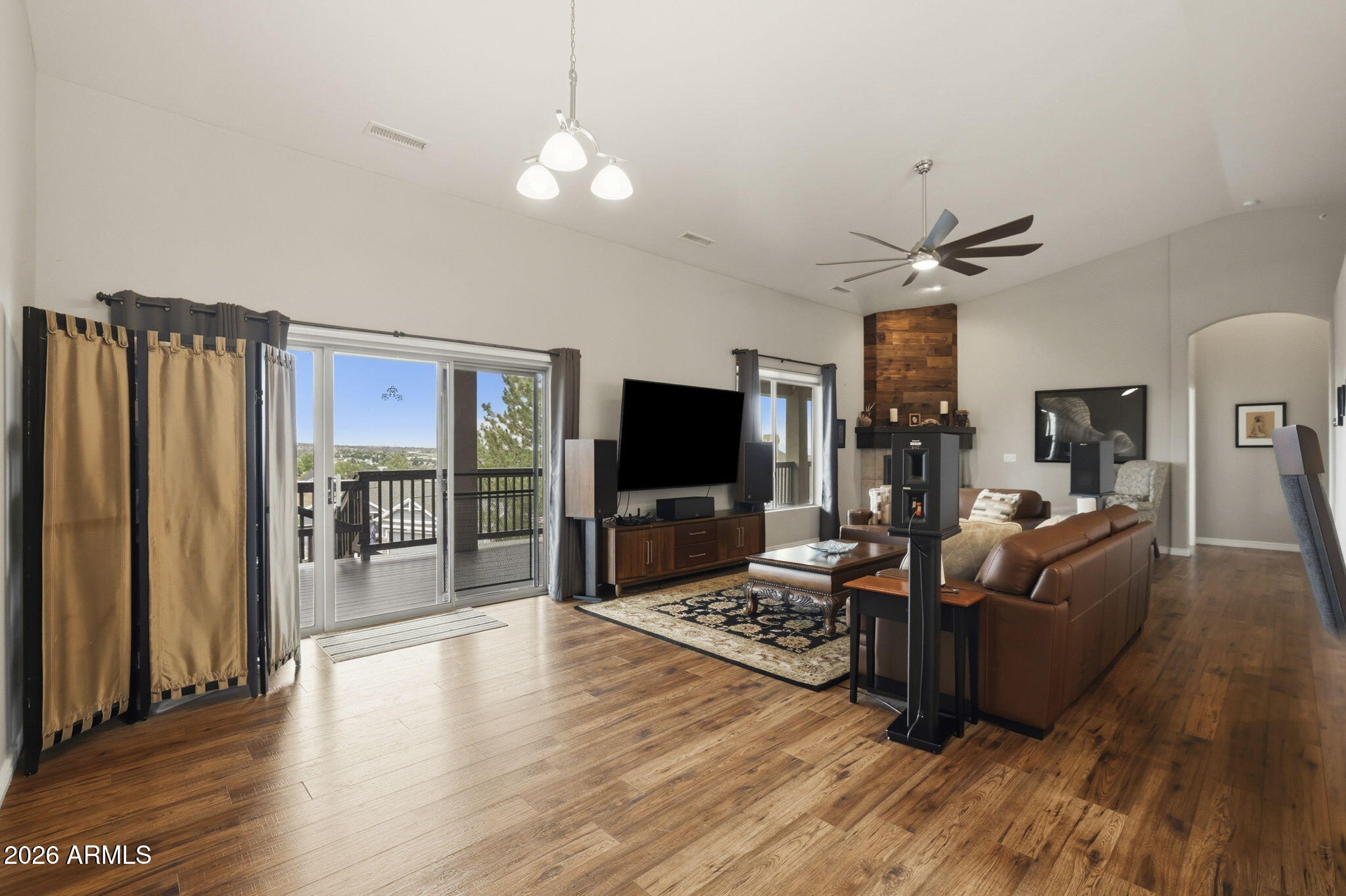 SUMMIT 2 - Residential