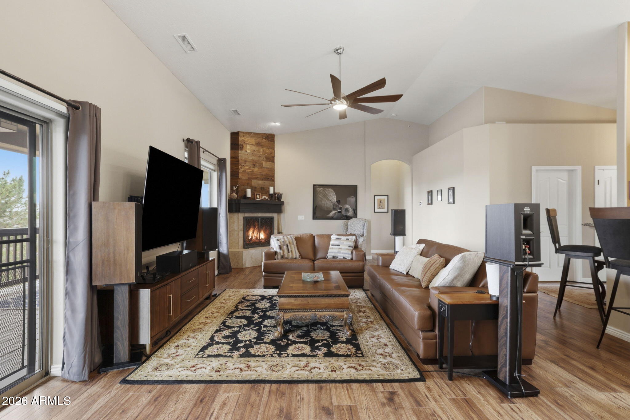SUMMIT 2 - Residential