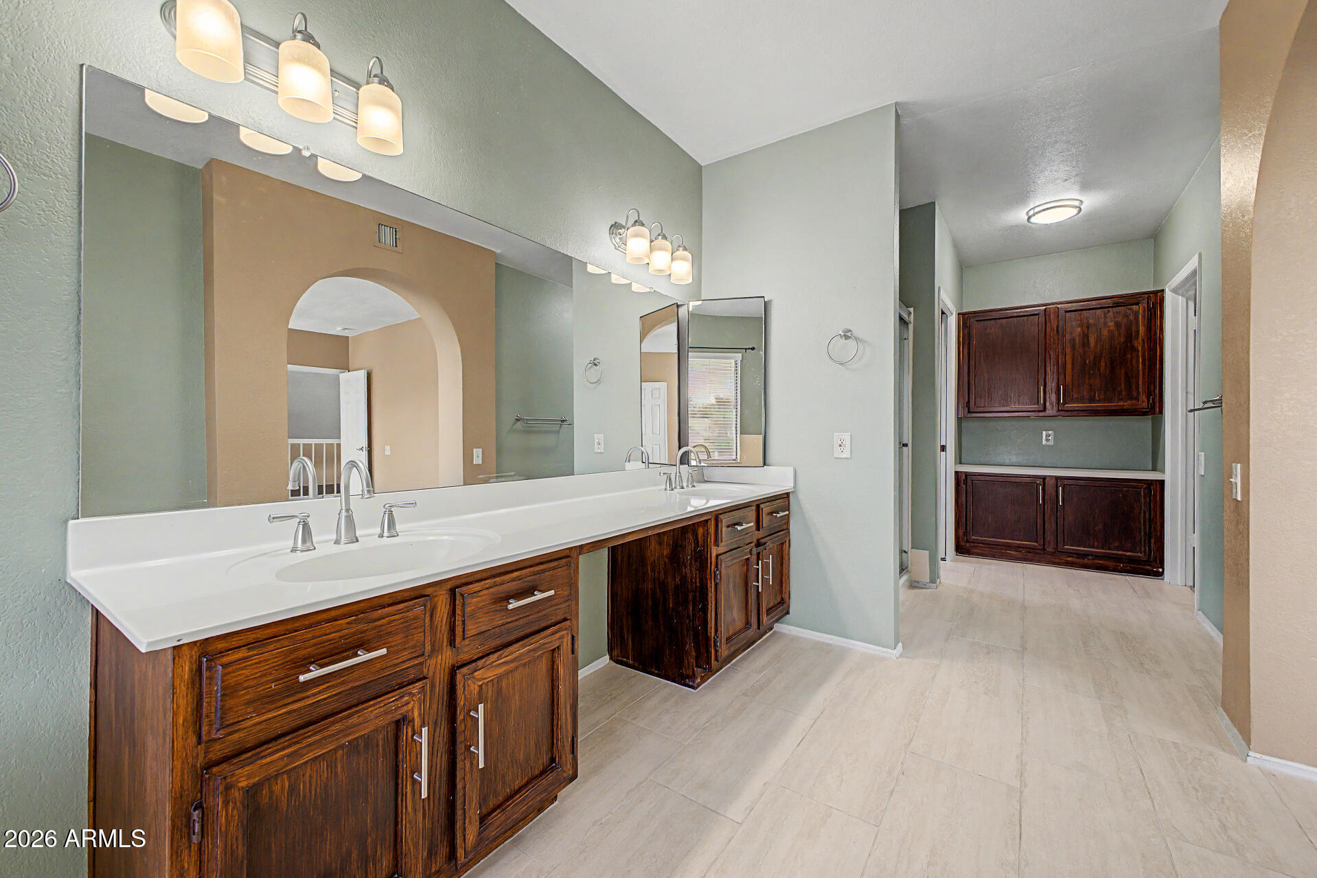 KNOELL TEMPE UNIT 9 - Residential