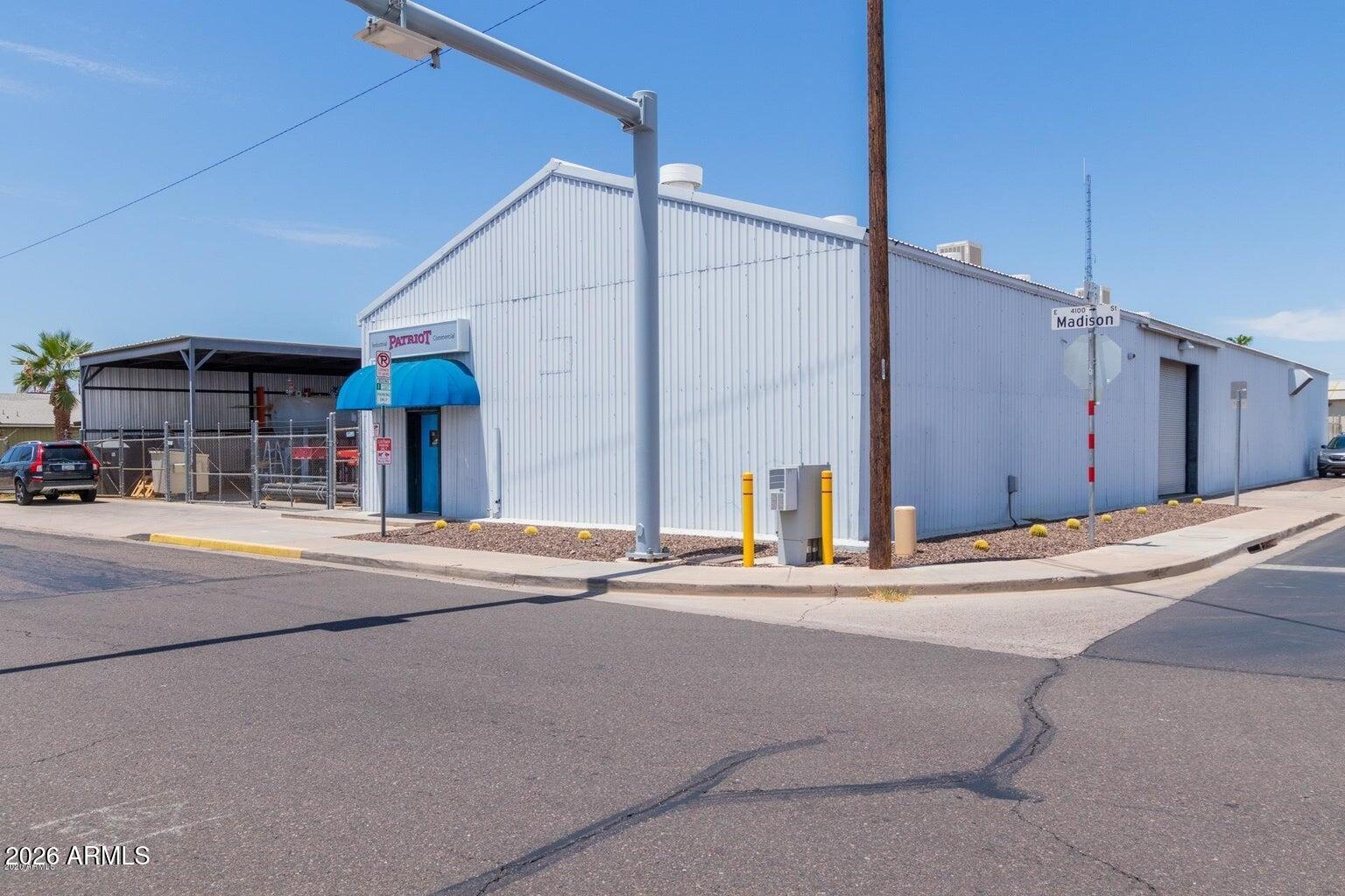 PORTLAND TRACT BLKS 17 18 - Commercial Sale