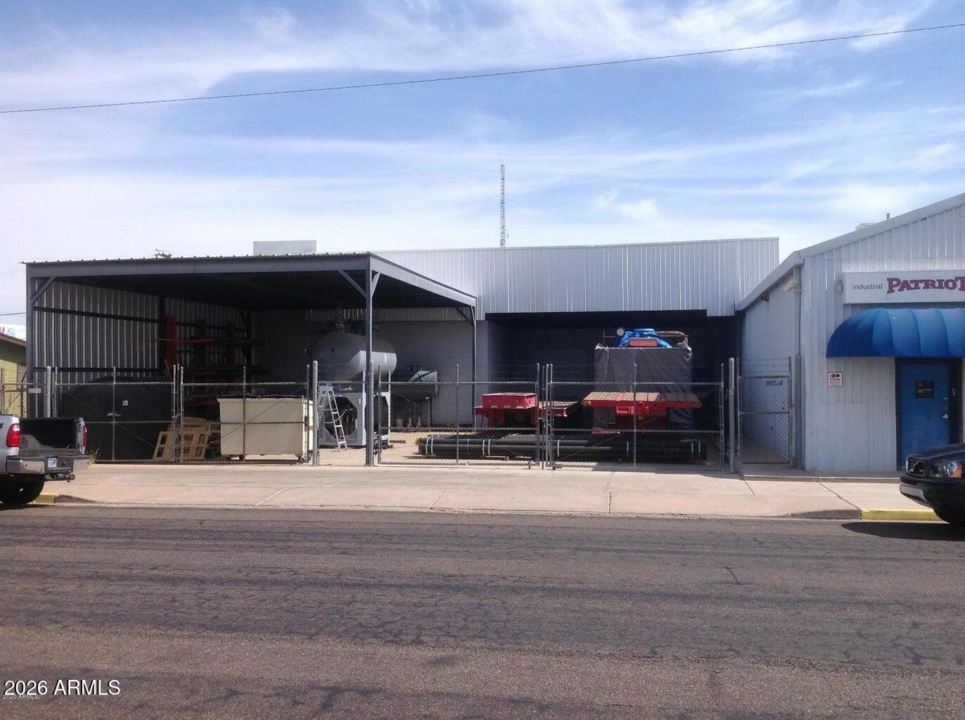 PORTLAND TRACT BLKS 17 18 - Commercial Sale