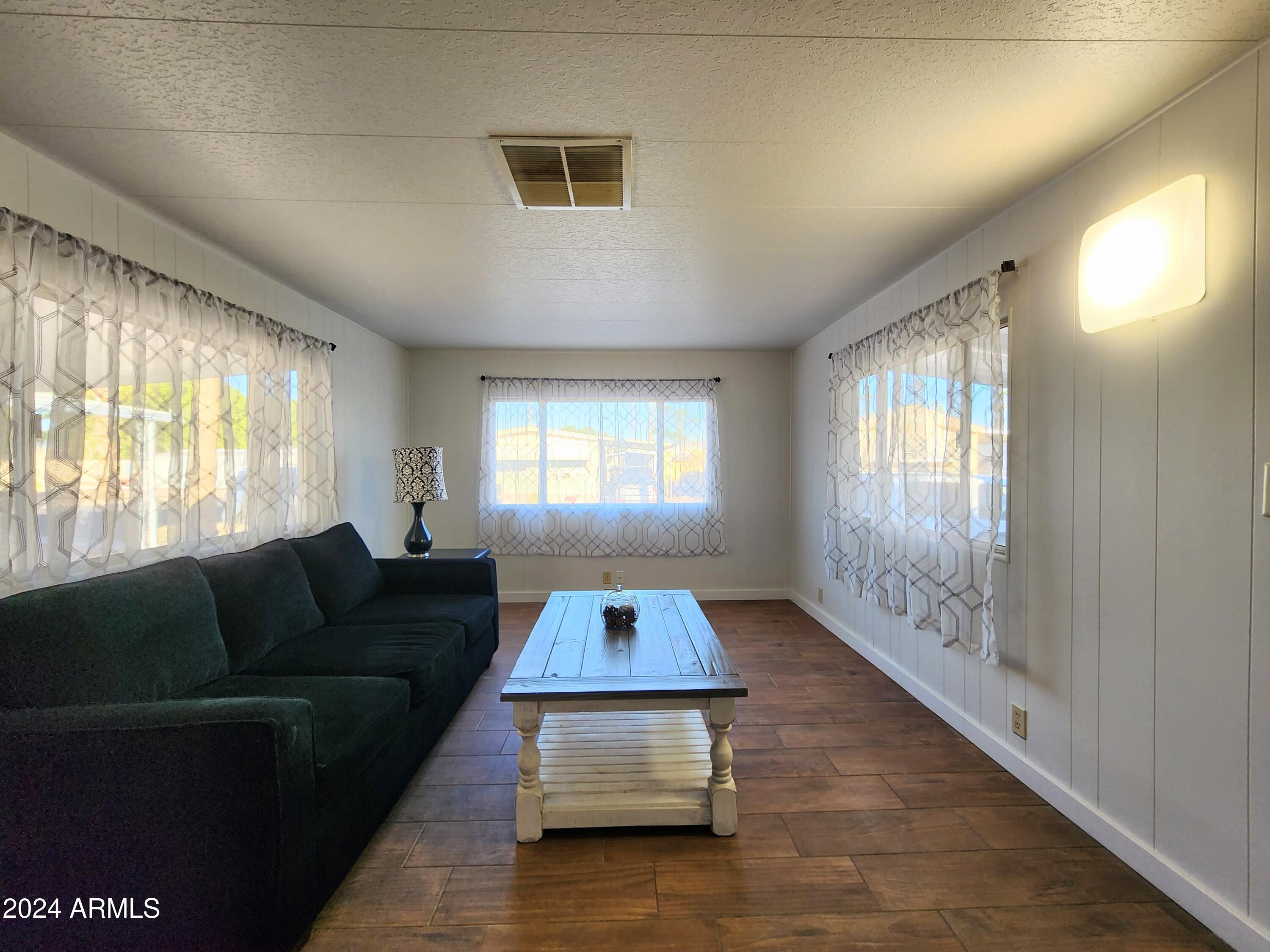 MHC PALM SHADOWS - Residential