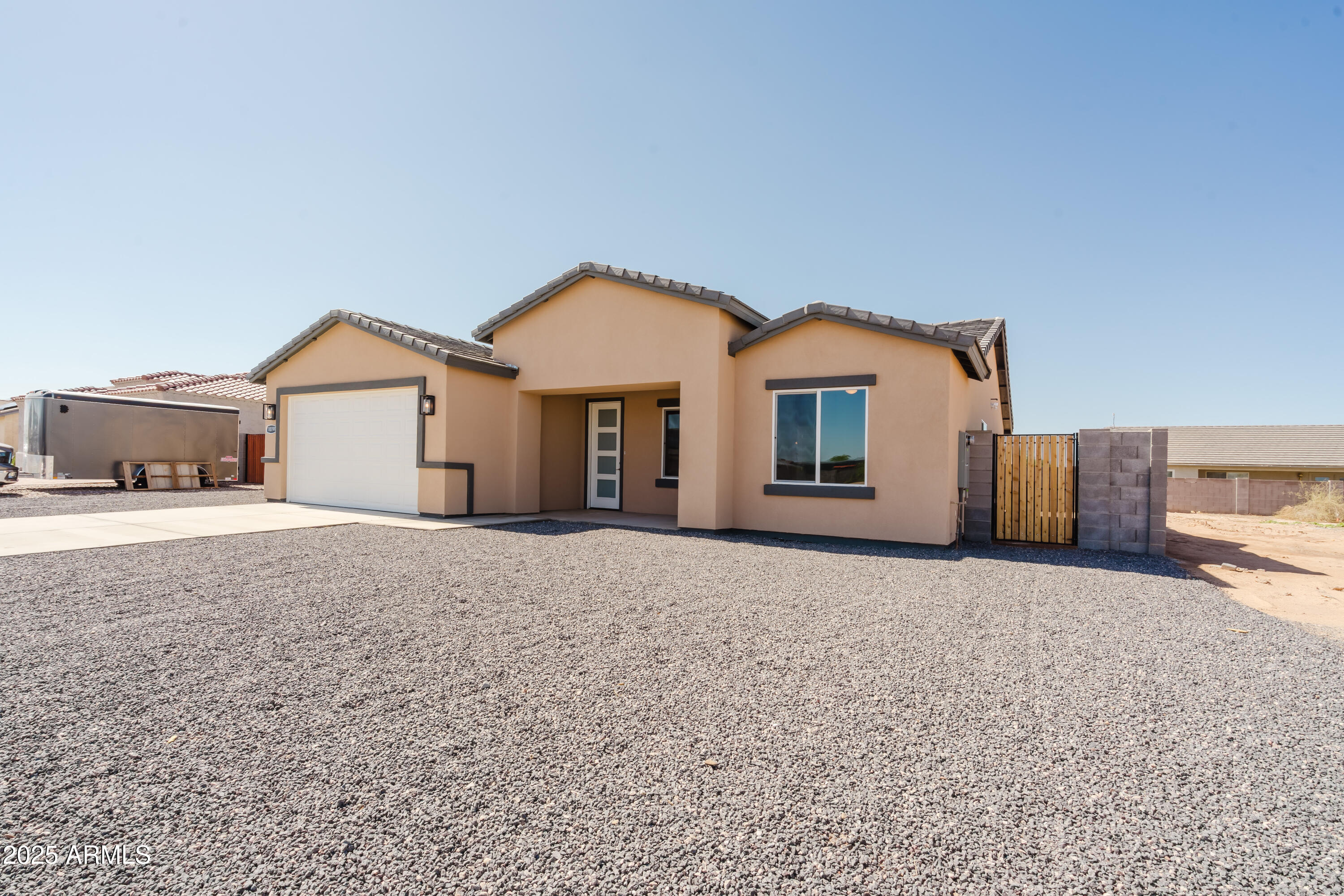 ARIZONA CITY UNIT FOUR - Residential