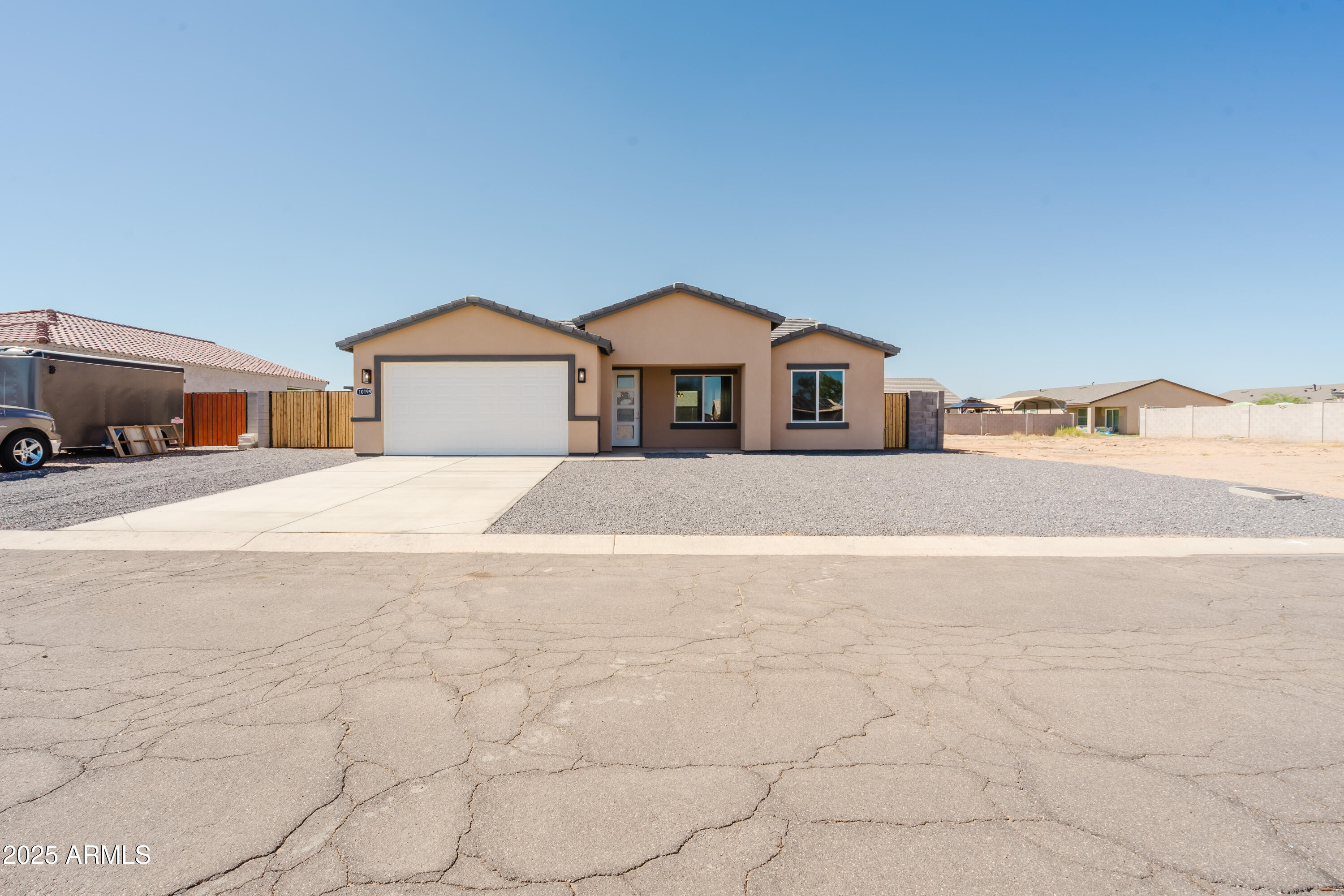 ARIZONA CITY UNIT FOUR - Residential