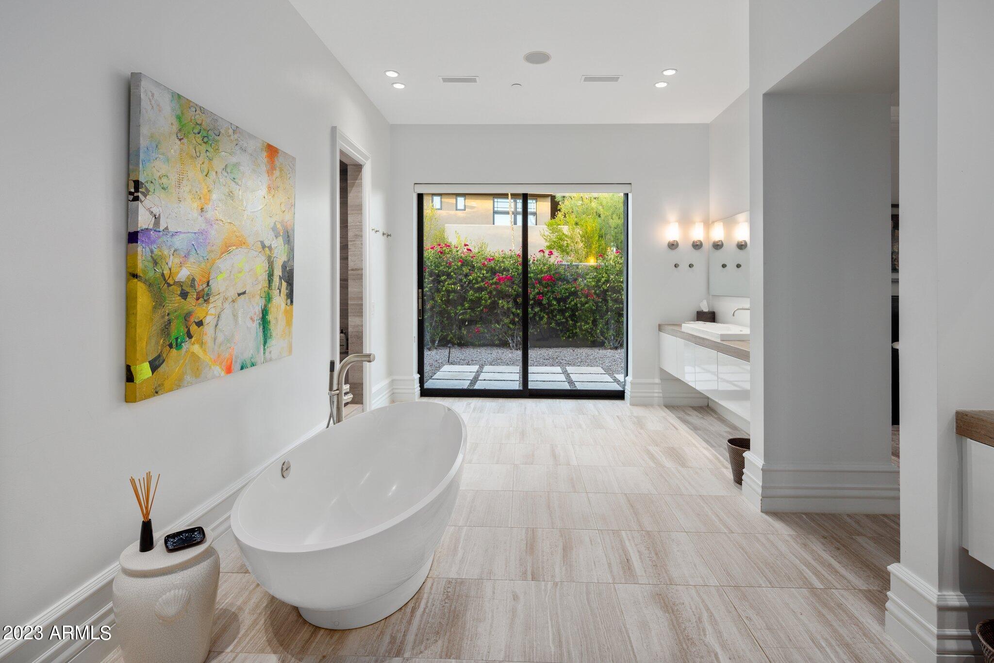PINNACLE PEAK PLACE - Residential
