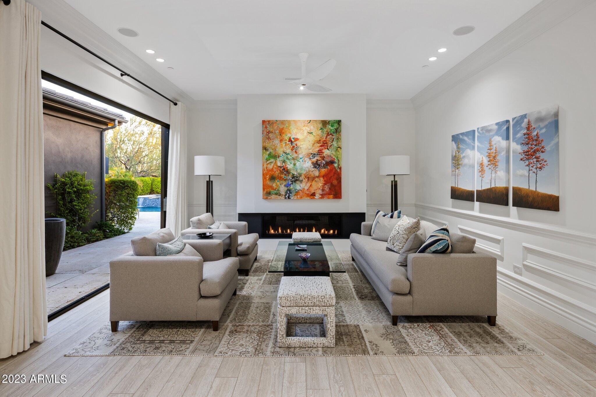 PINNACLE PEAK PLACE - Residential