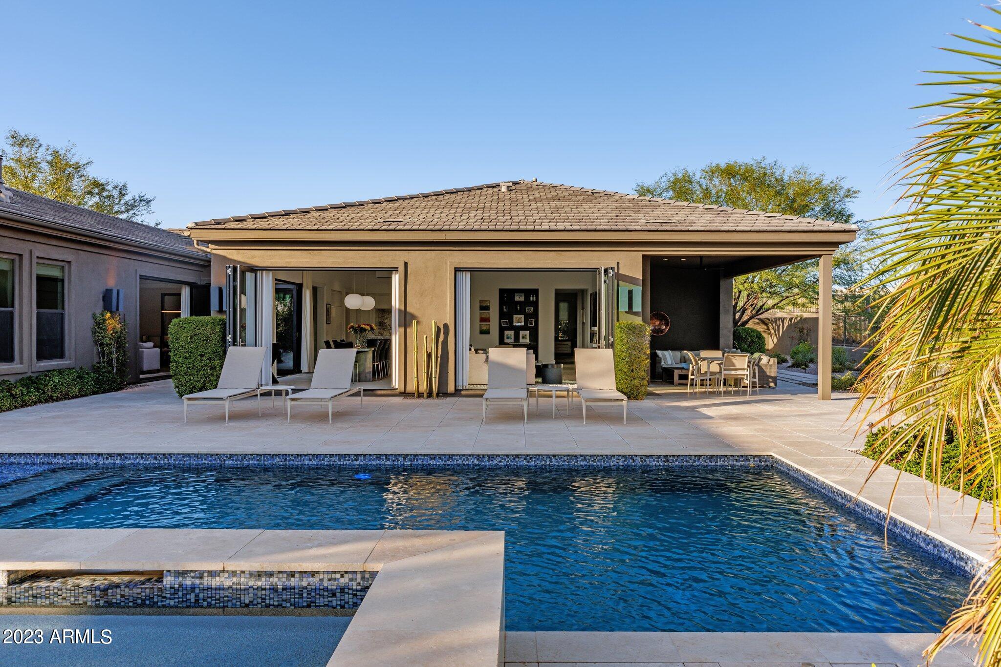 PINNACLE PEAK PLACE - Residential