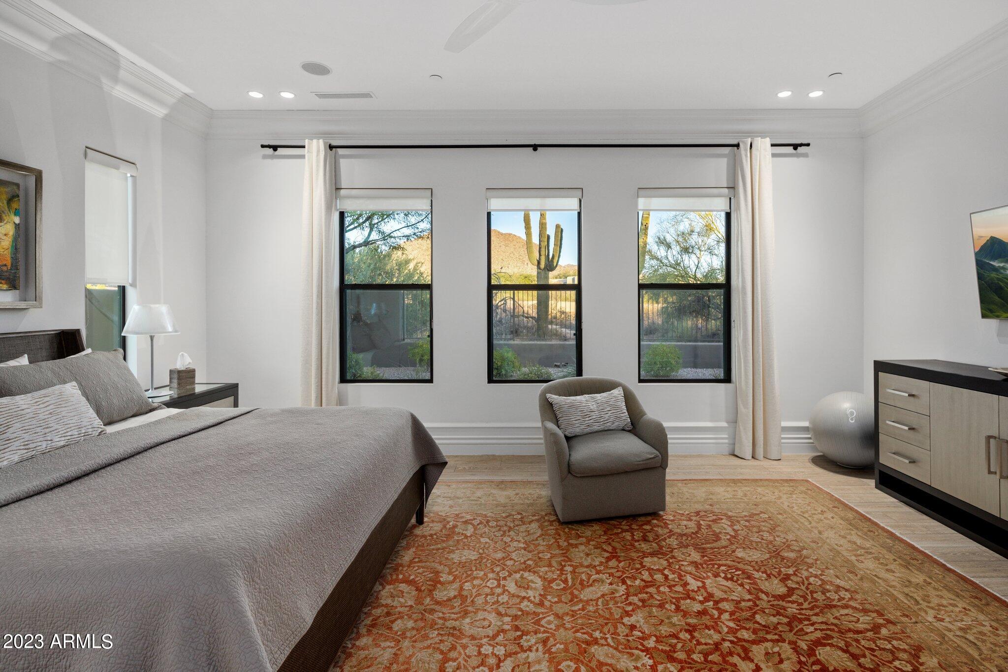 PINNACLE PEAK PLACE - Residential