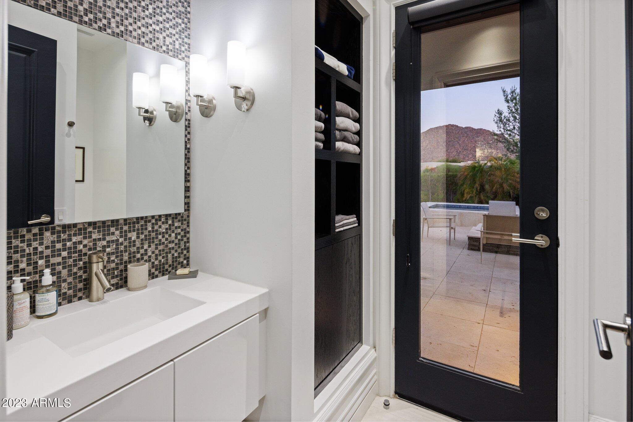 PINNACLE PEAK PLACE - Residential