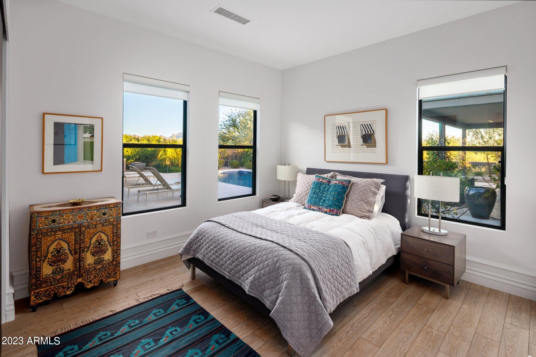 PINNACLE PEAK PLACE - Residential