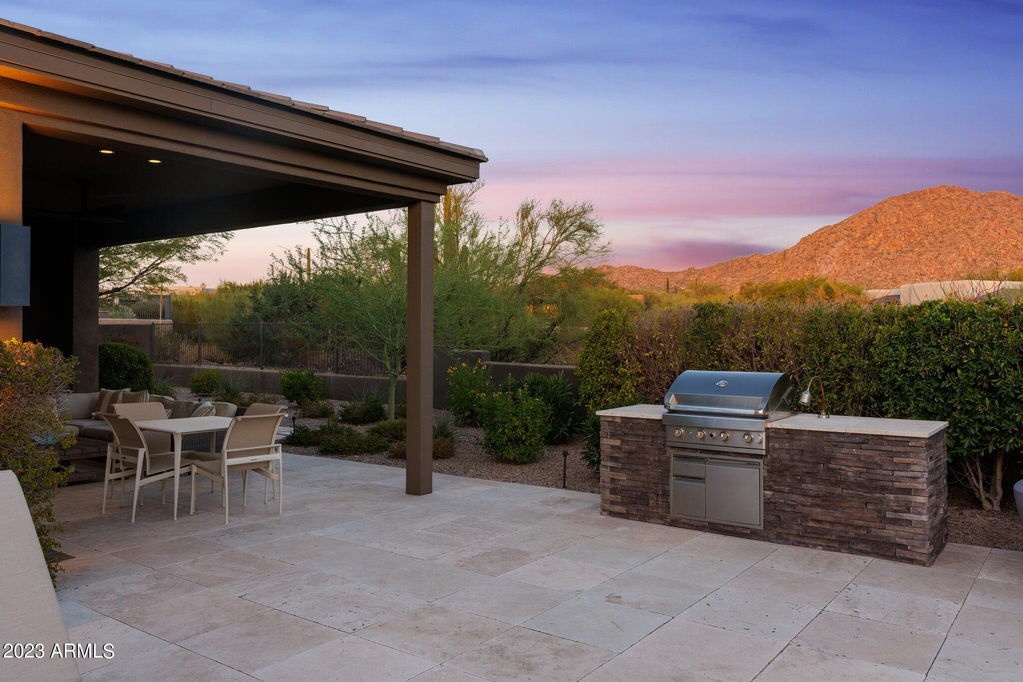 PINNACLE PEAK PLACE - Residential