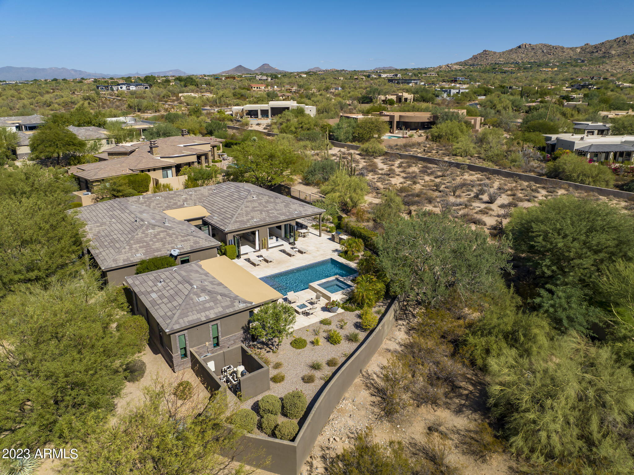 PINNACLE PEAK PLACE - Residential