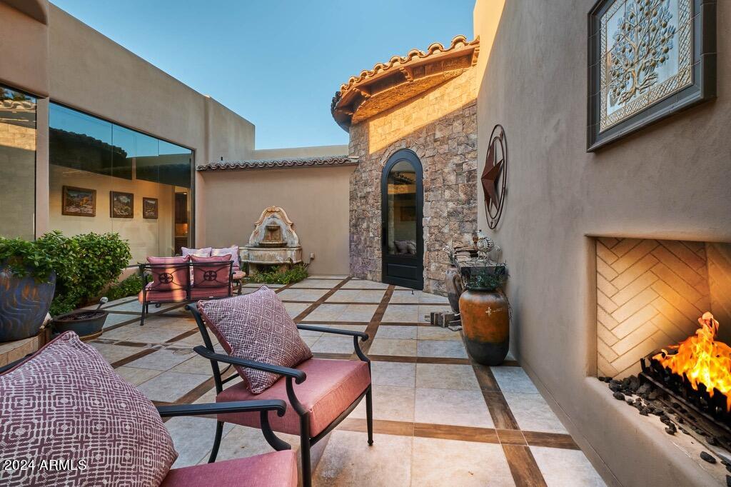 DESERT MOUNTAIN - Residential
