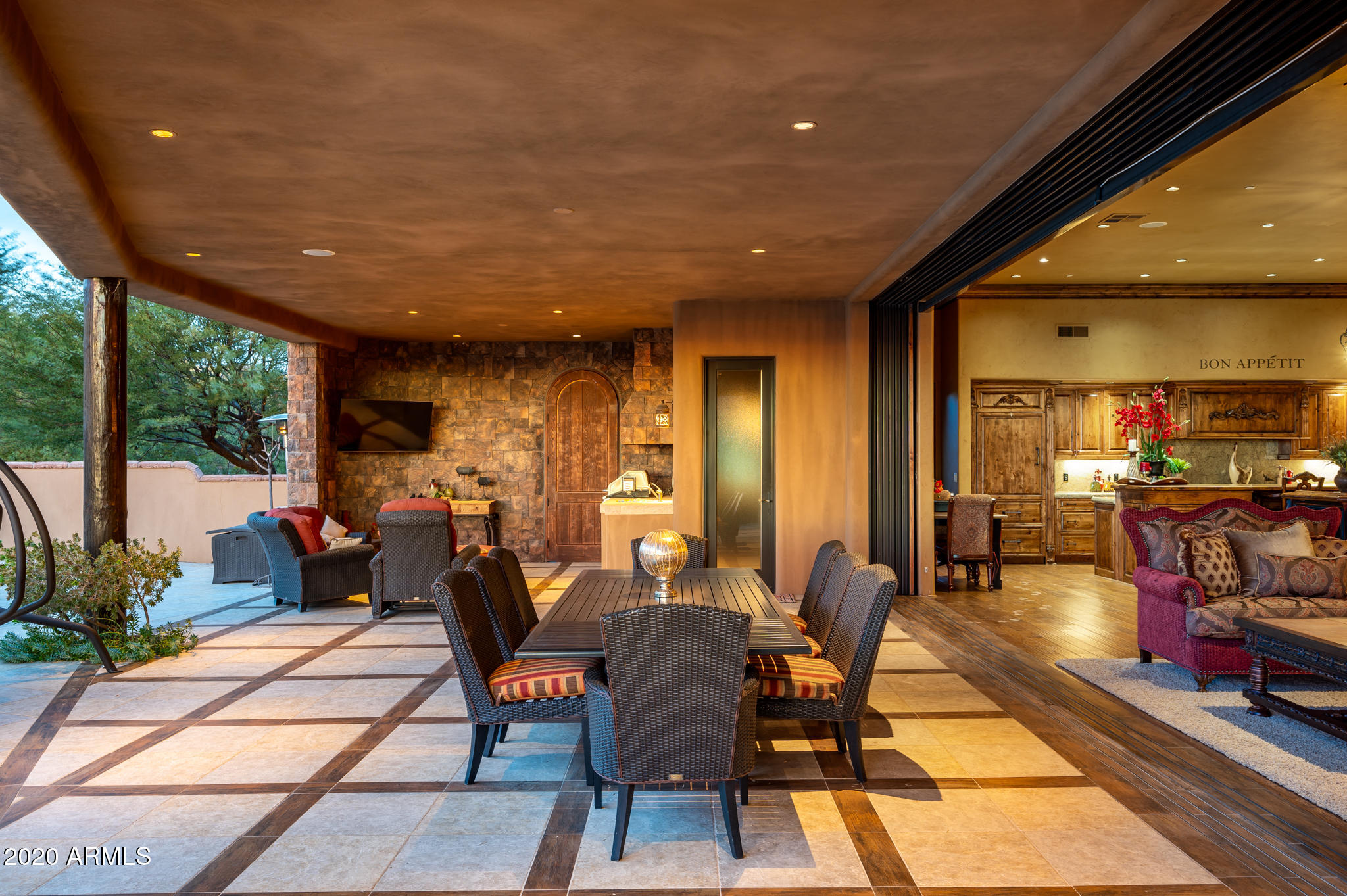 DESERT MOUNTAIN - Residential
