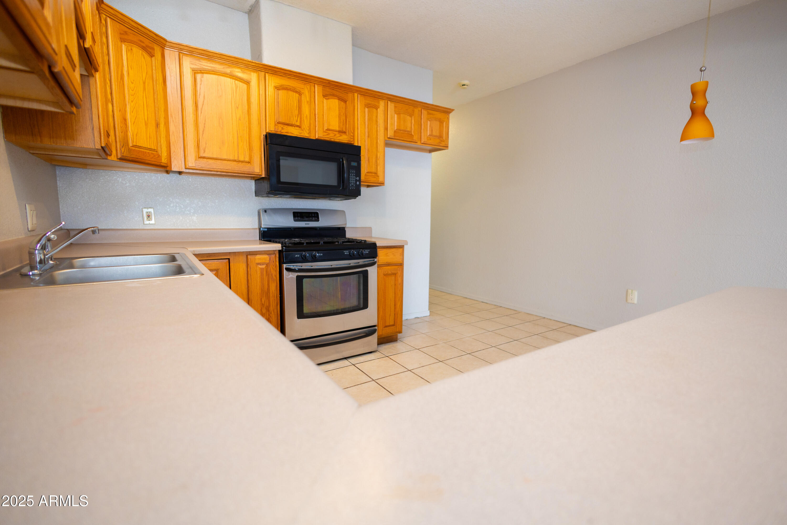 QUAIL RUN TOWNHOUSES - Residential