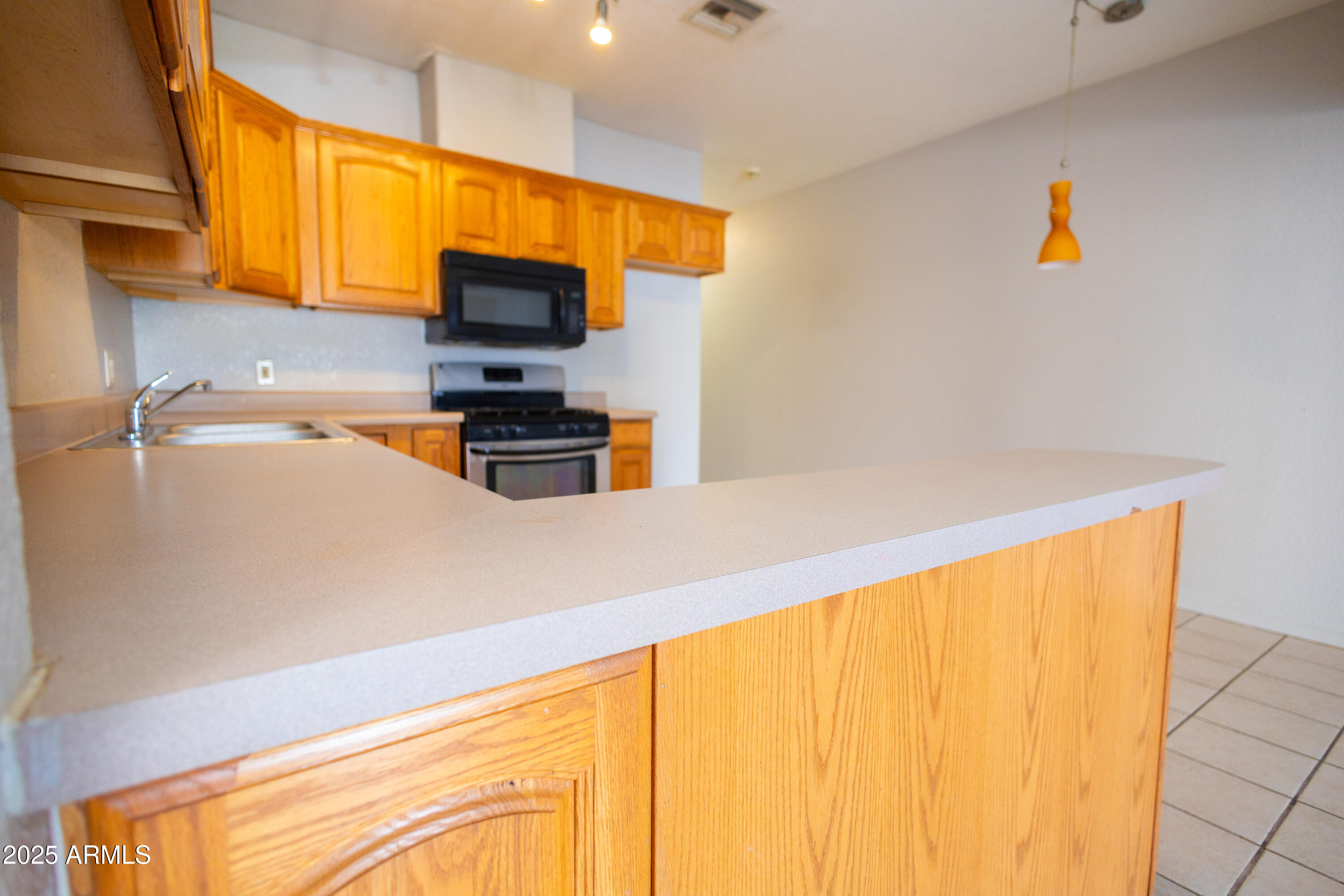 QUAIL RUN TOWNHOUSES - Residential