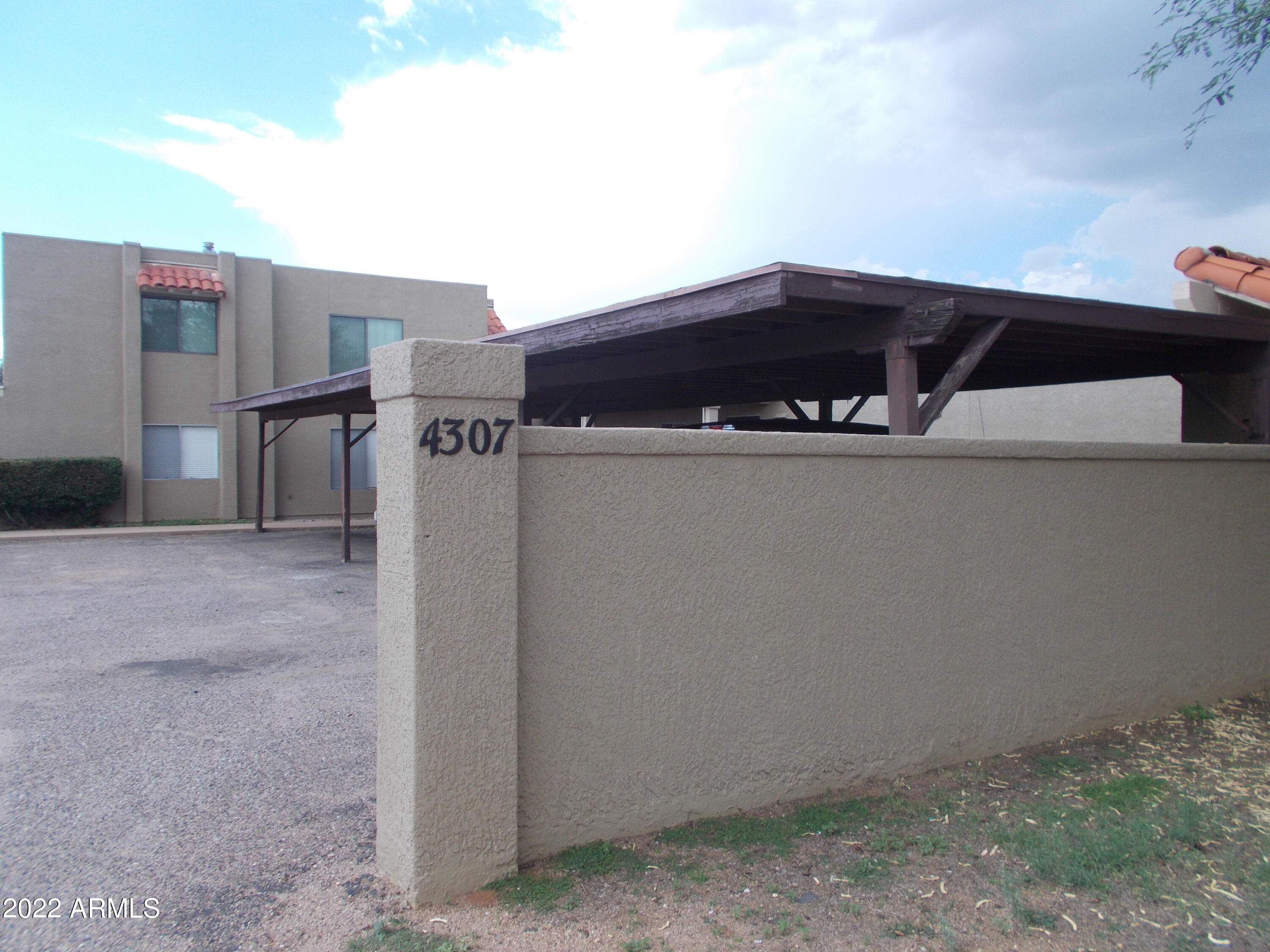 Las Casitas Condo - Residential