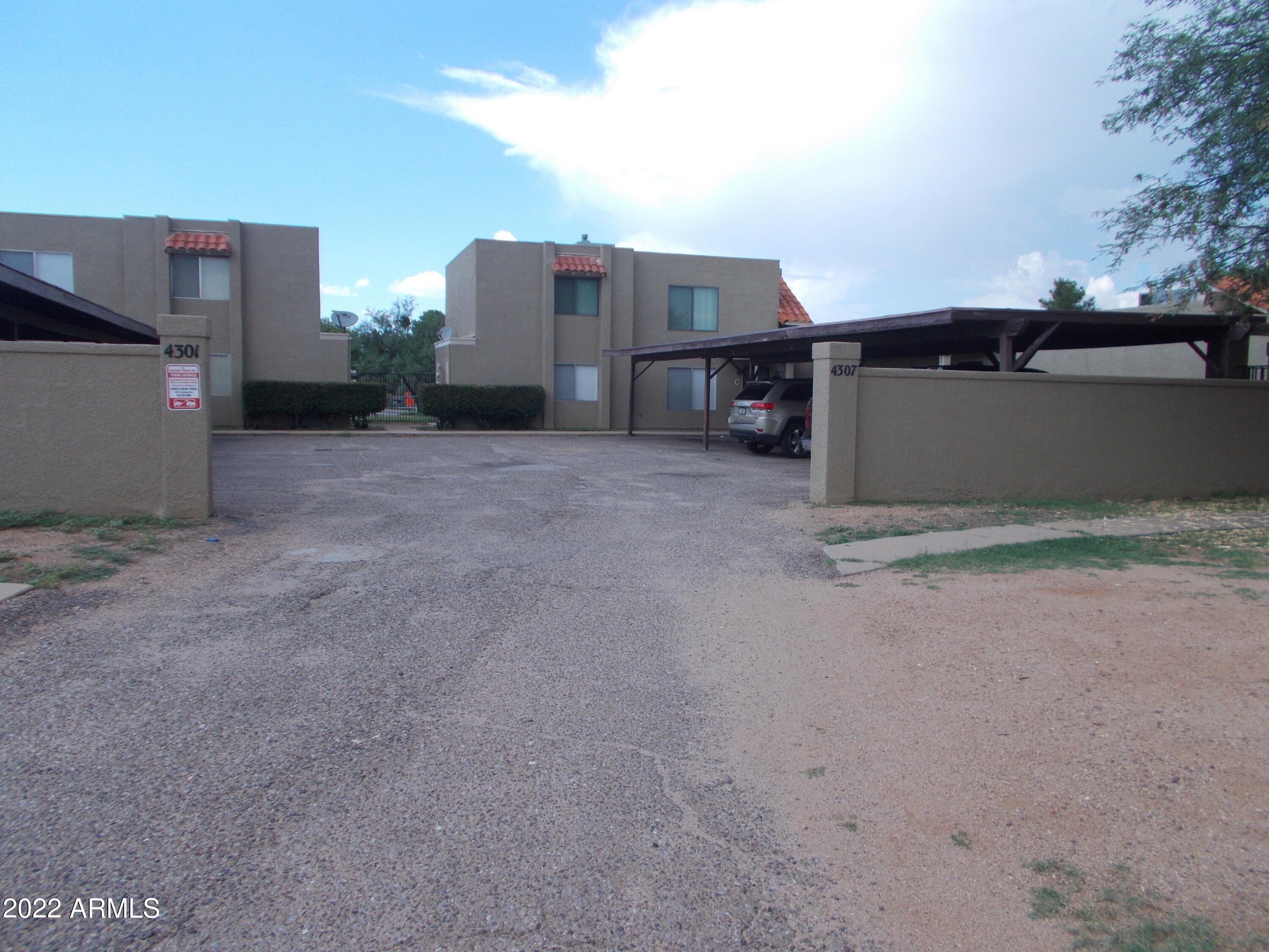 Las Casitas Condo - Residential