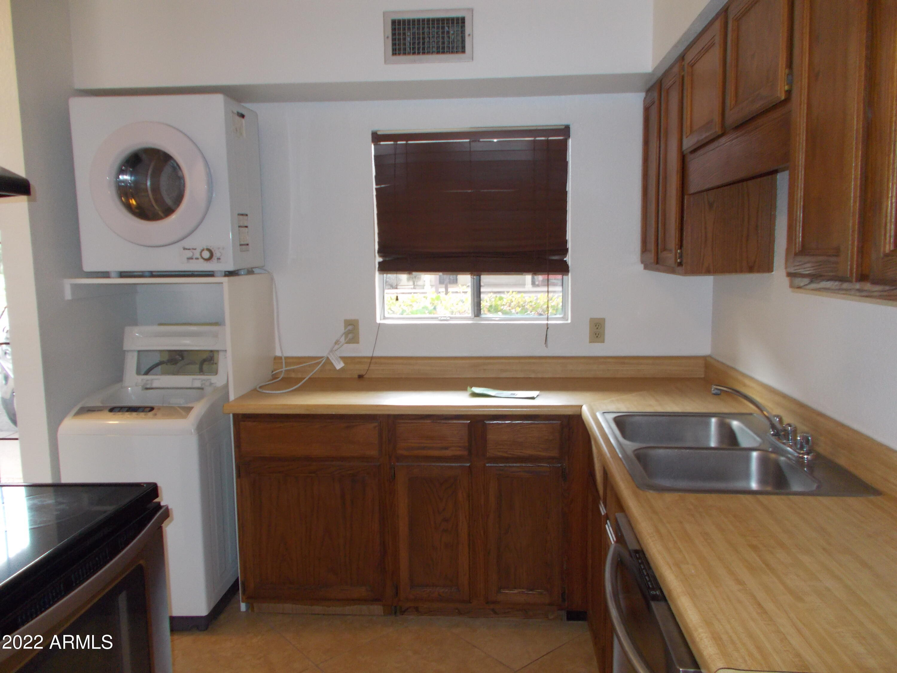 Las Casitas Condo - Residential
