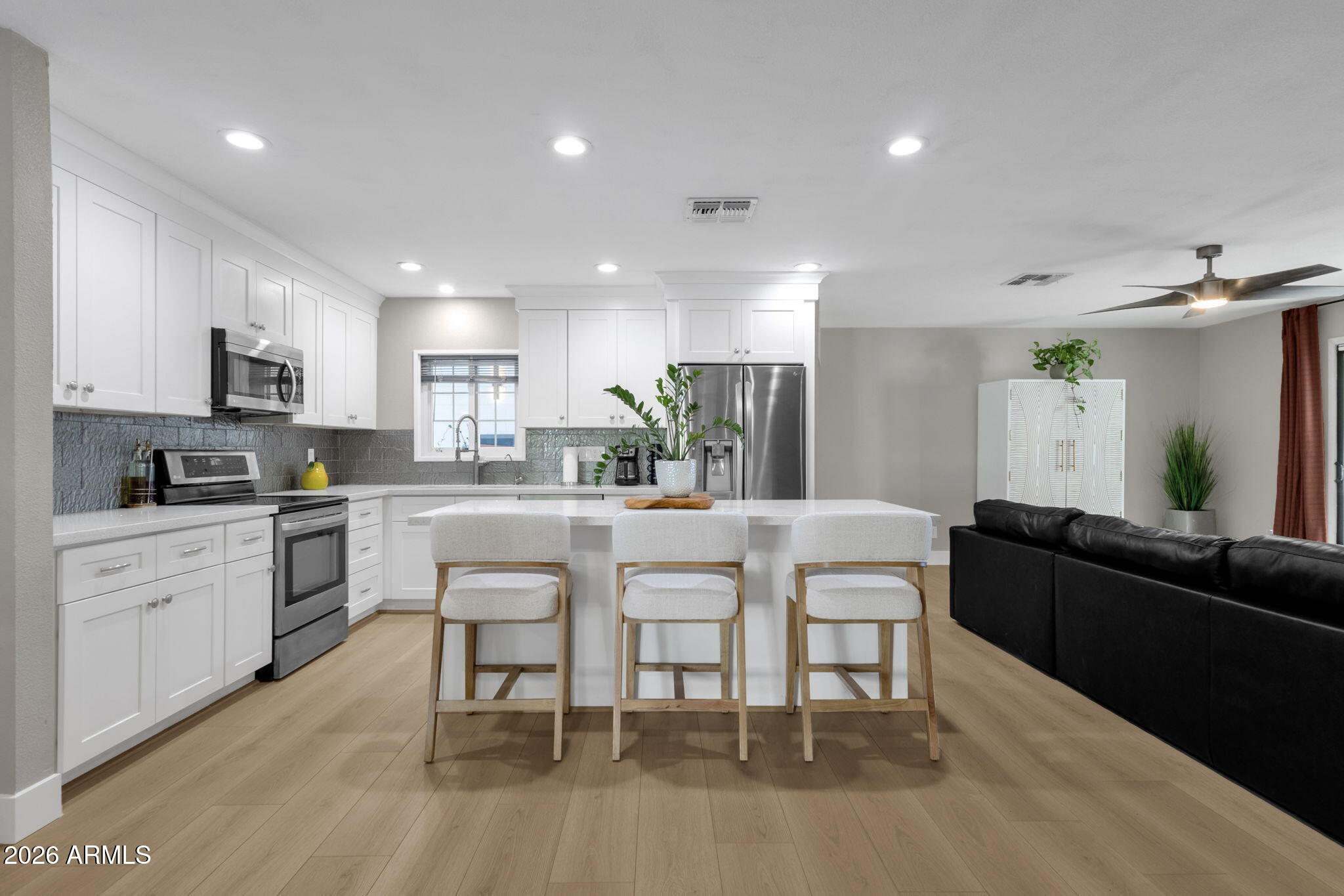 SCOTTSDALE COUNTRY ACRES 2 - Residential