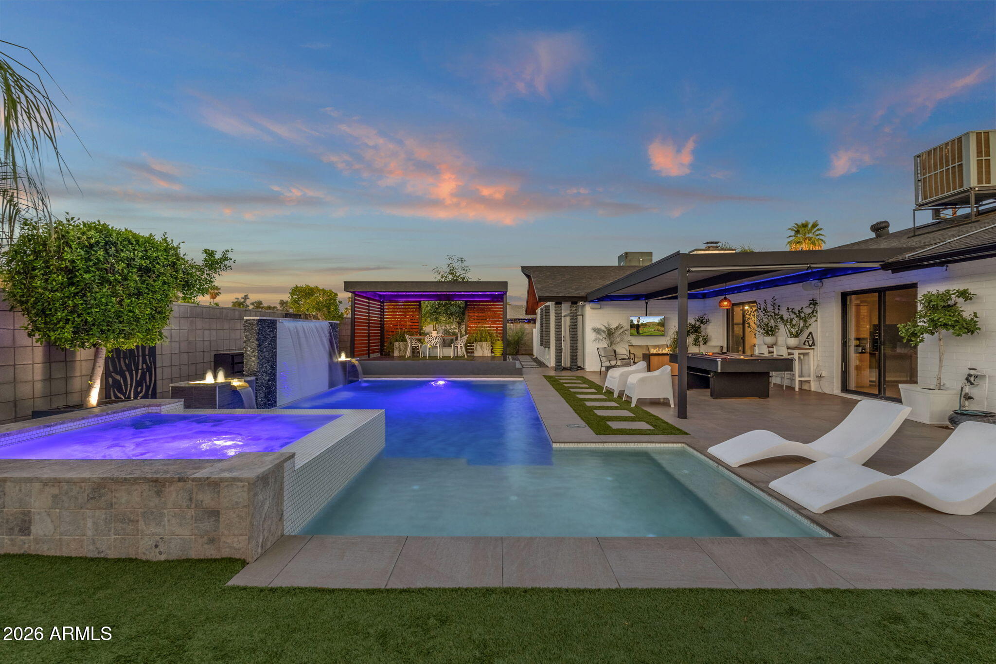 SCOTTSDALE COUNTRY ACRES 2 - Residential