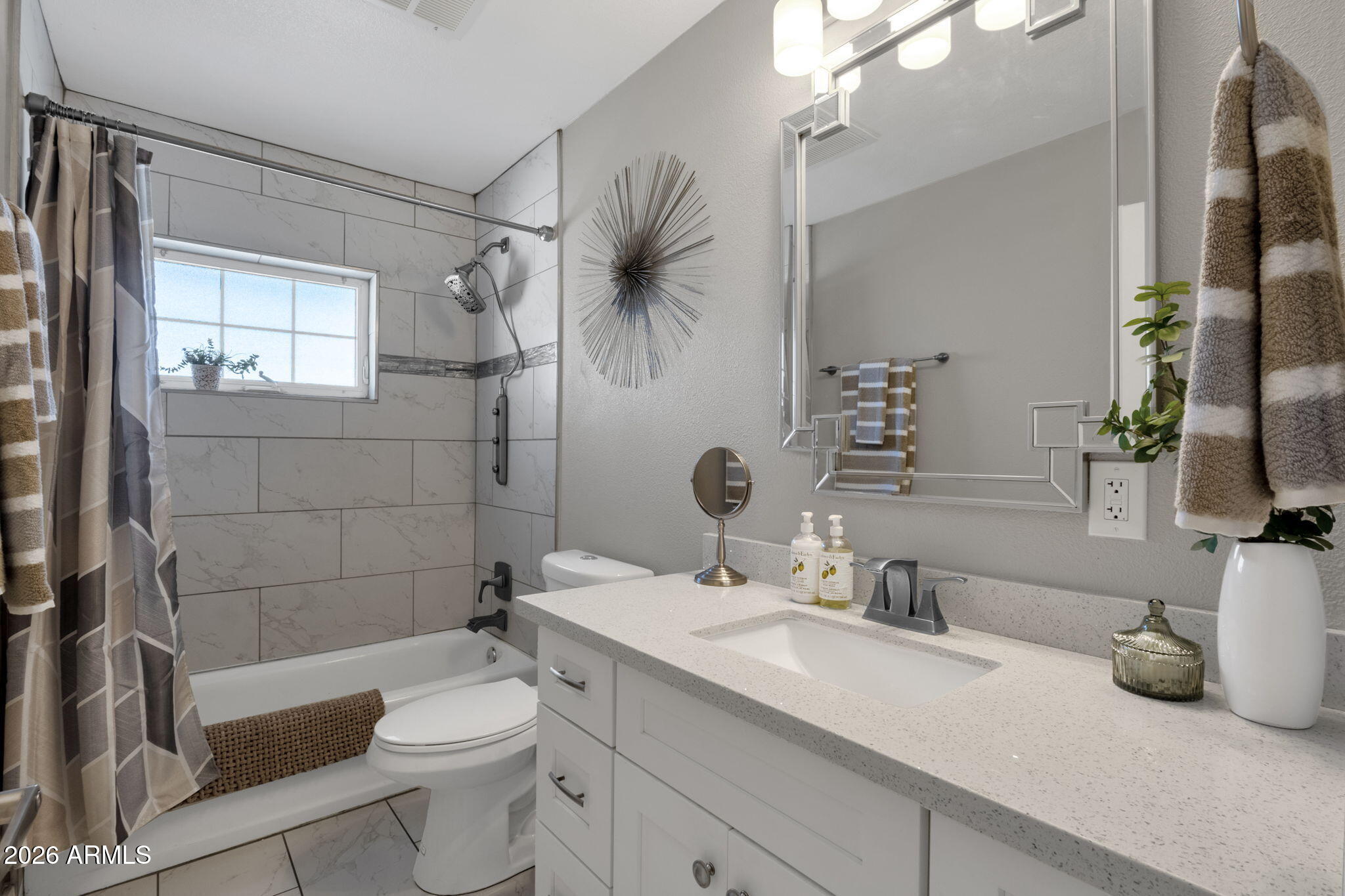 SCOTTSDALE COUNTRY ACRES 2 - Residential