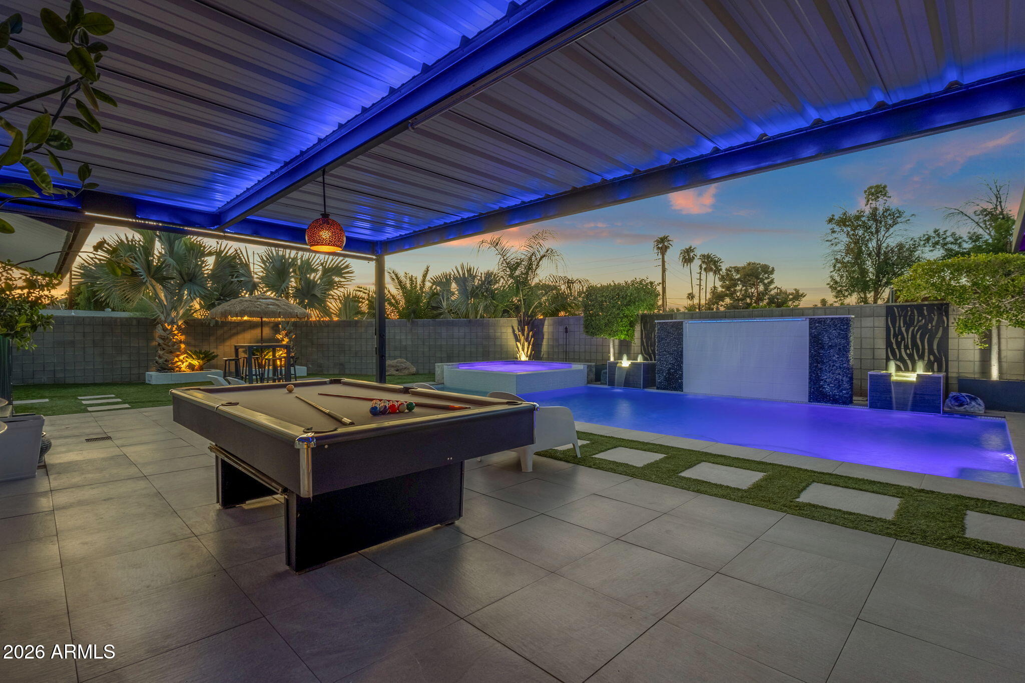 SCOTTSDALE COUNTRY ACRES 2 - Residential