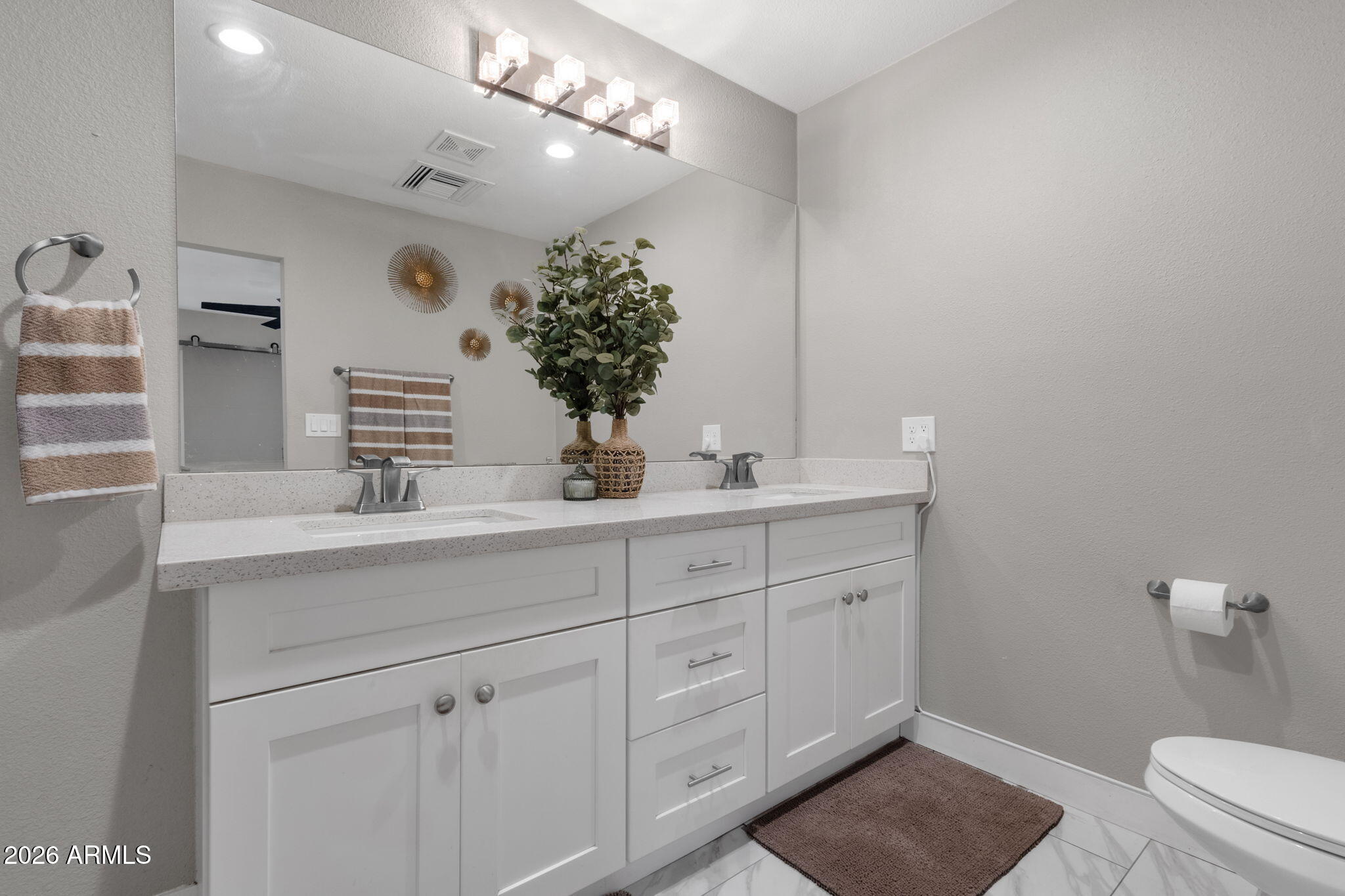 SCOTTSDALE COUNTRY ACRES 2 - Residential