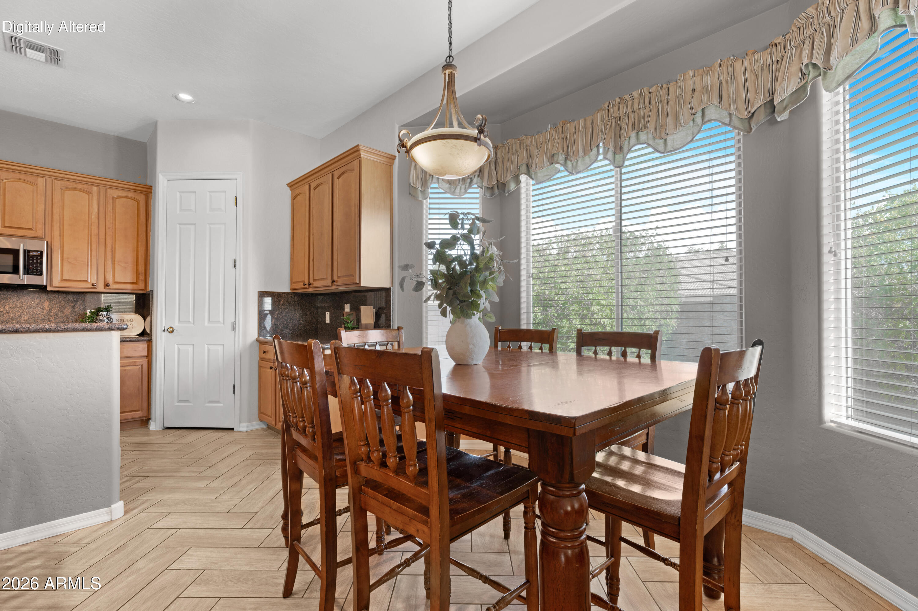 DREAMING SUMMIT UNIT 3B - Residential