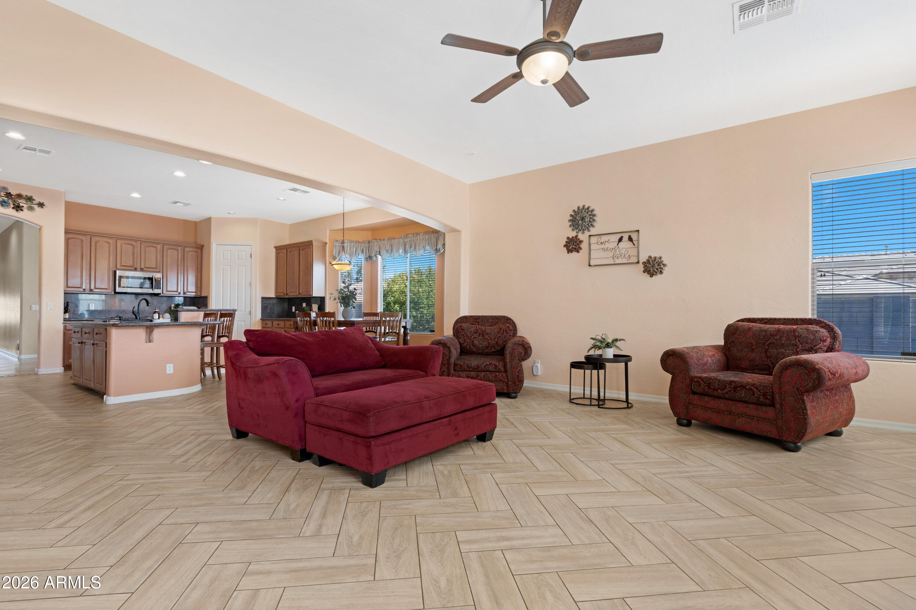 DREAMING SUMMIT UNIT 3B - Residential